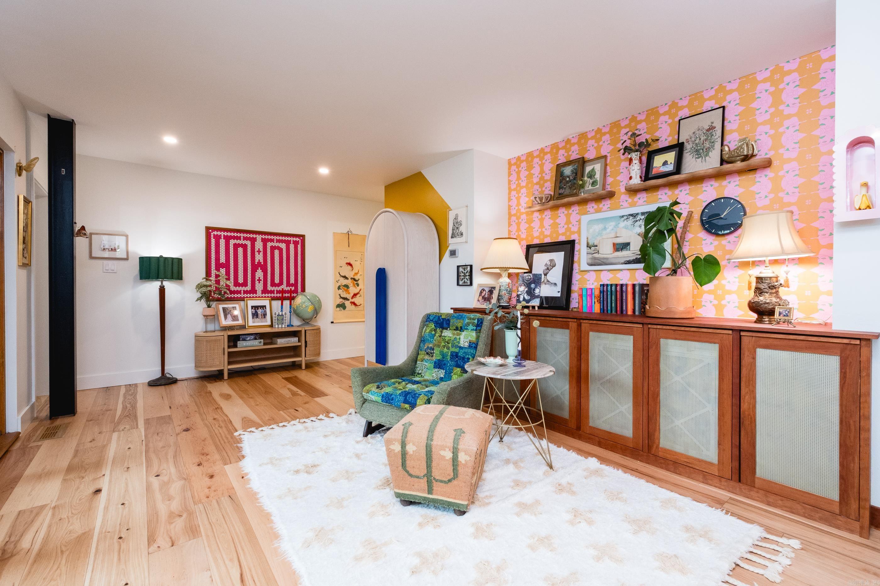 KINGWOOD PLACE - Residential