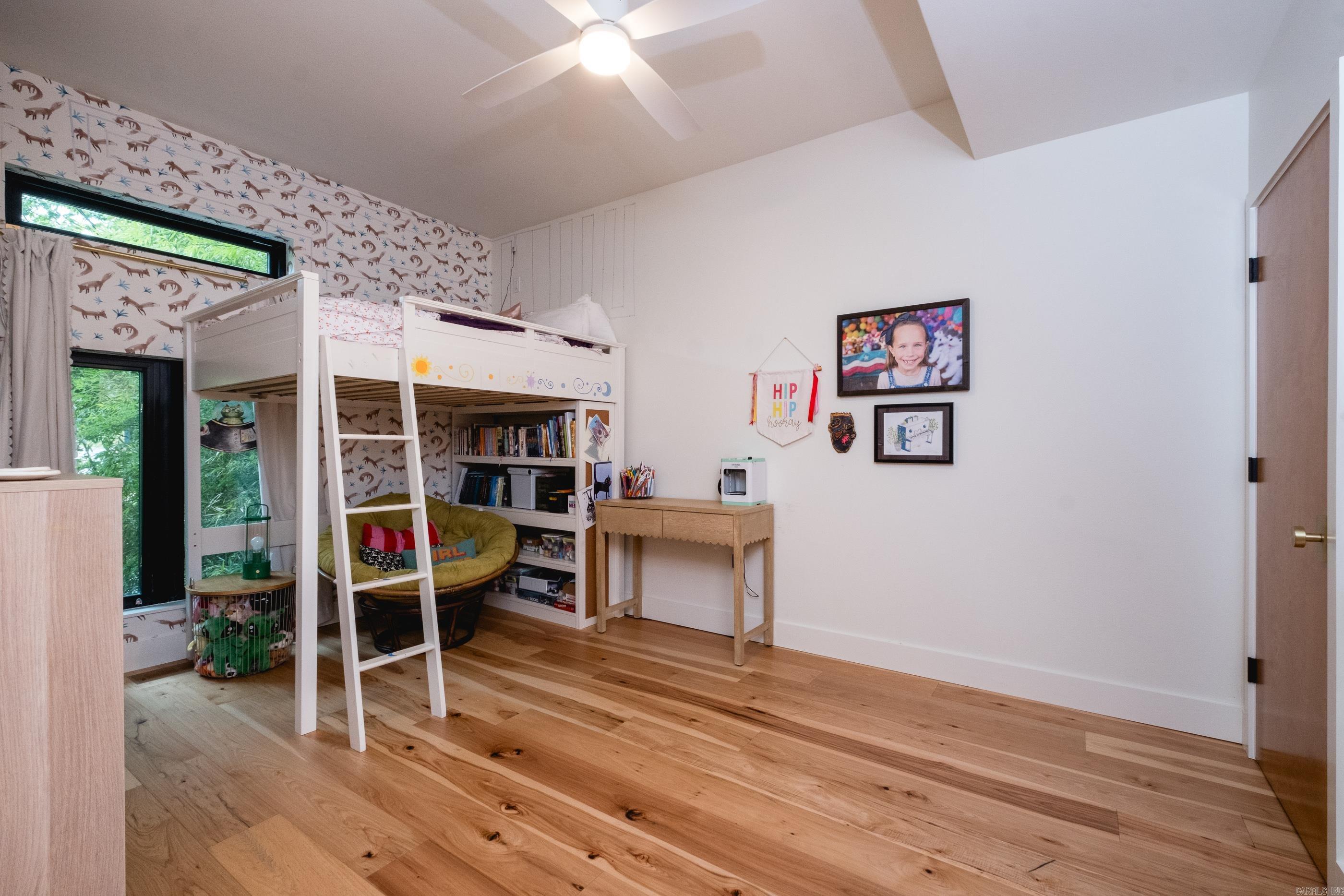 KINGWOOD PLACE - Residential
