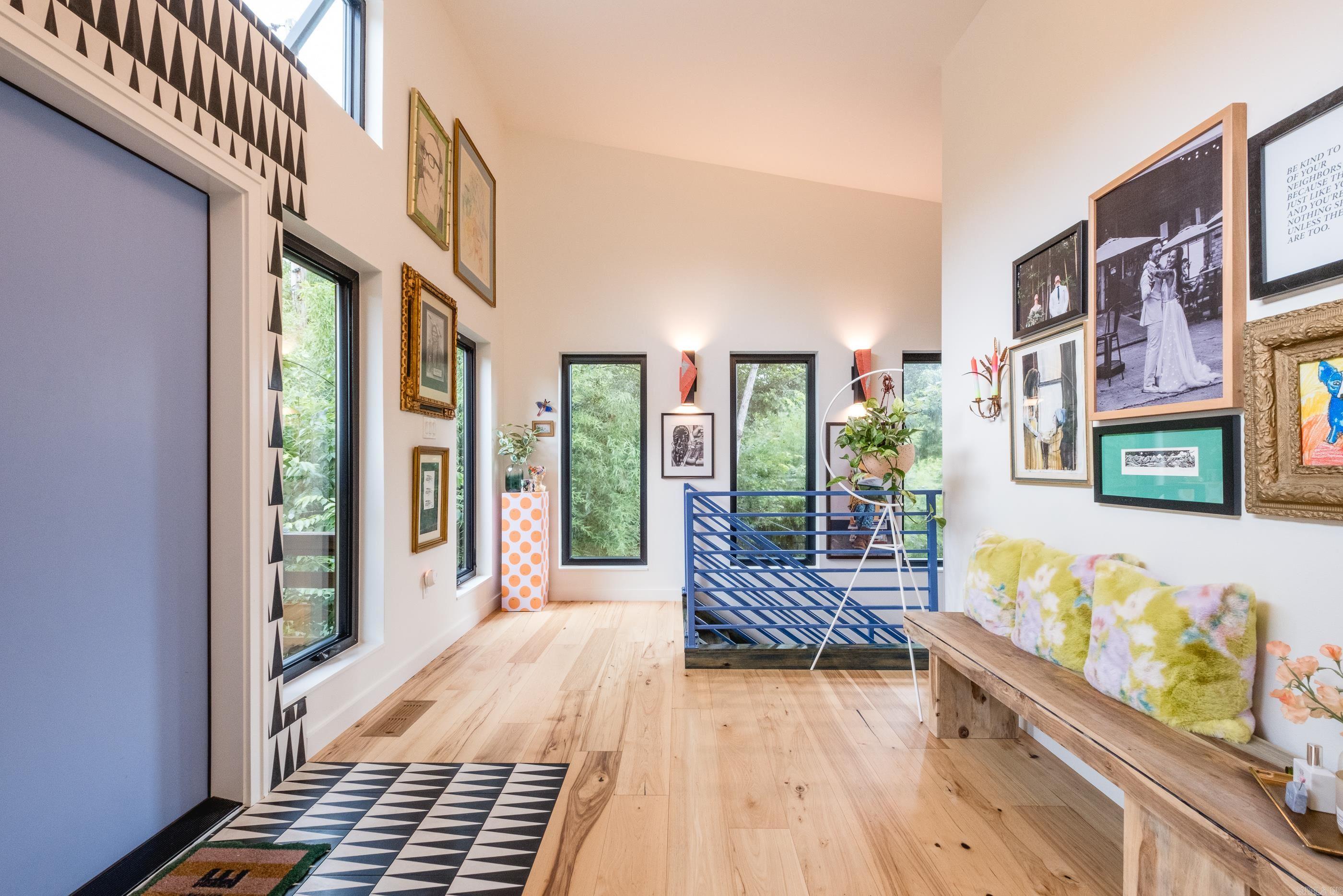KINGWOOD PLACE - Residential