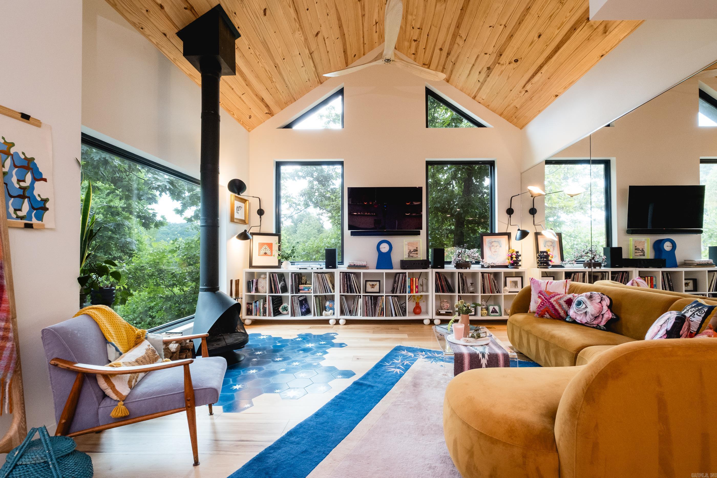 KINGWOOD PLACE - Residential