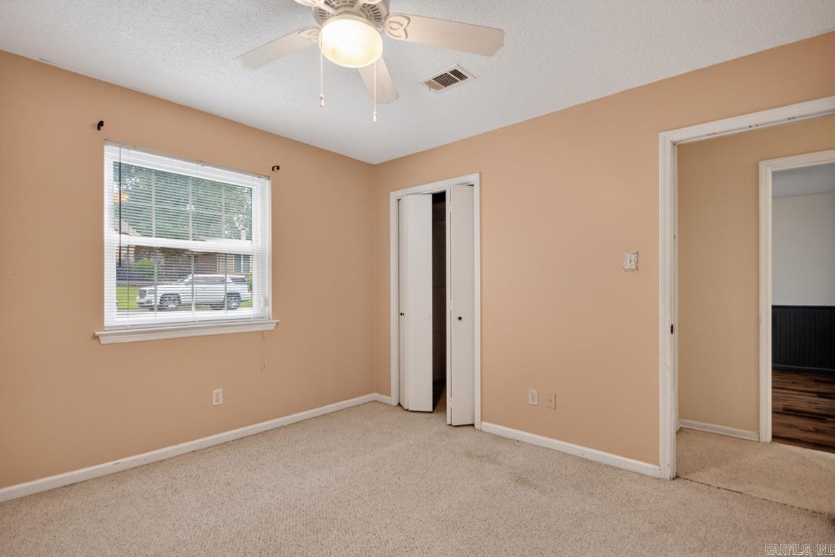 COUNTRY CLUB PARK - Residential