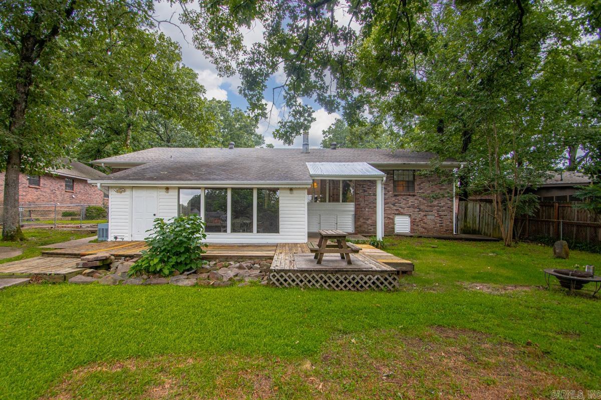 COUNTRY CLUB PARK - Residential