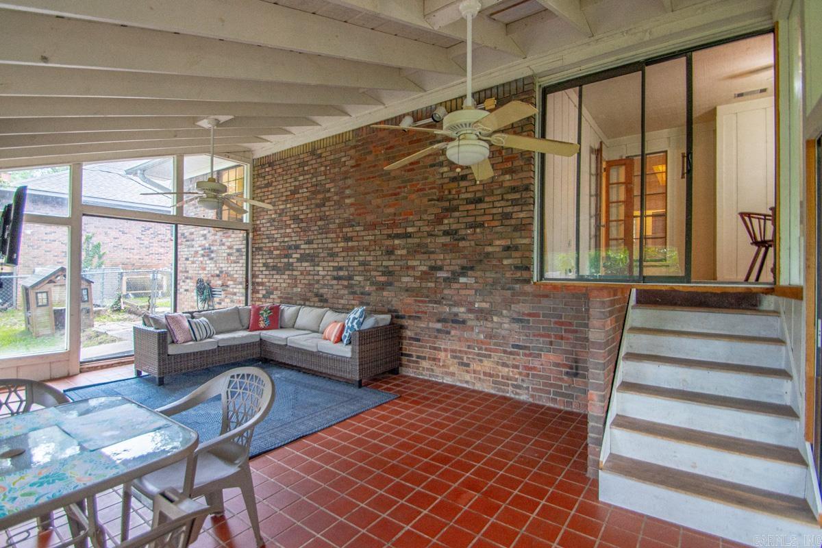 COUNTRY CLUB PARK - Residential