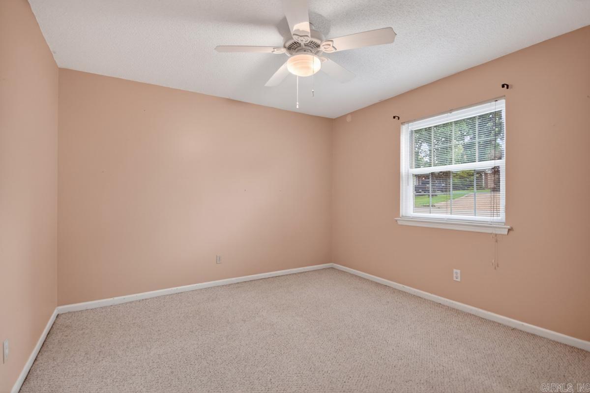 COUNTRY CLUB PARK - Residential
