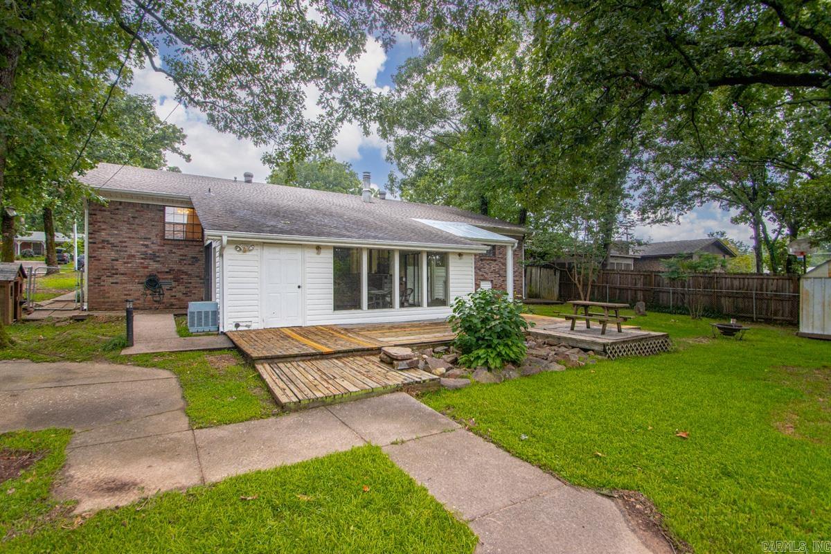 COUNTRY CLUB PARK - Residential