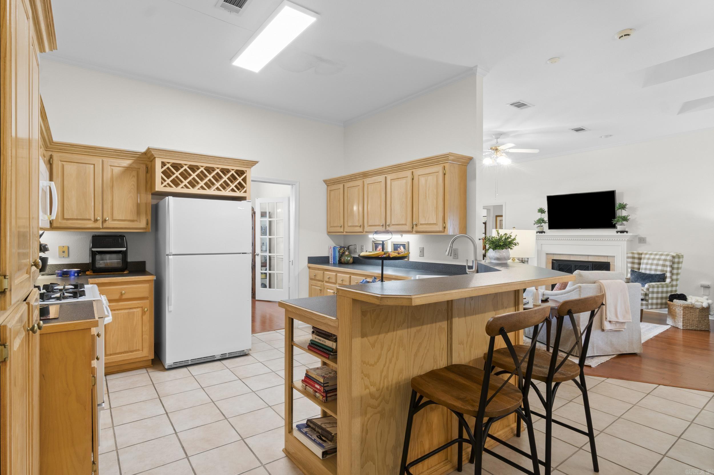 BELLE MEADE - Residential
