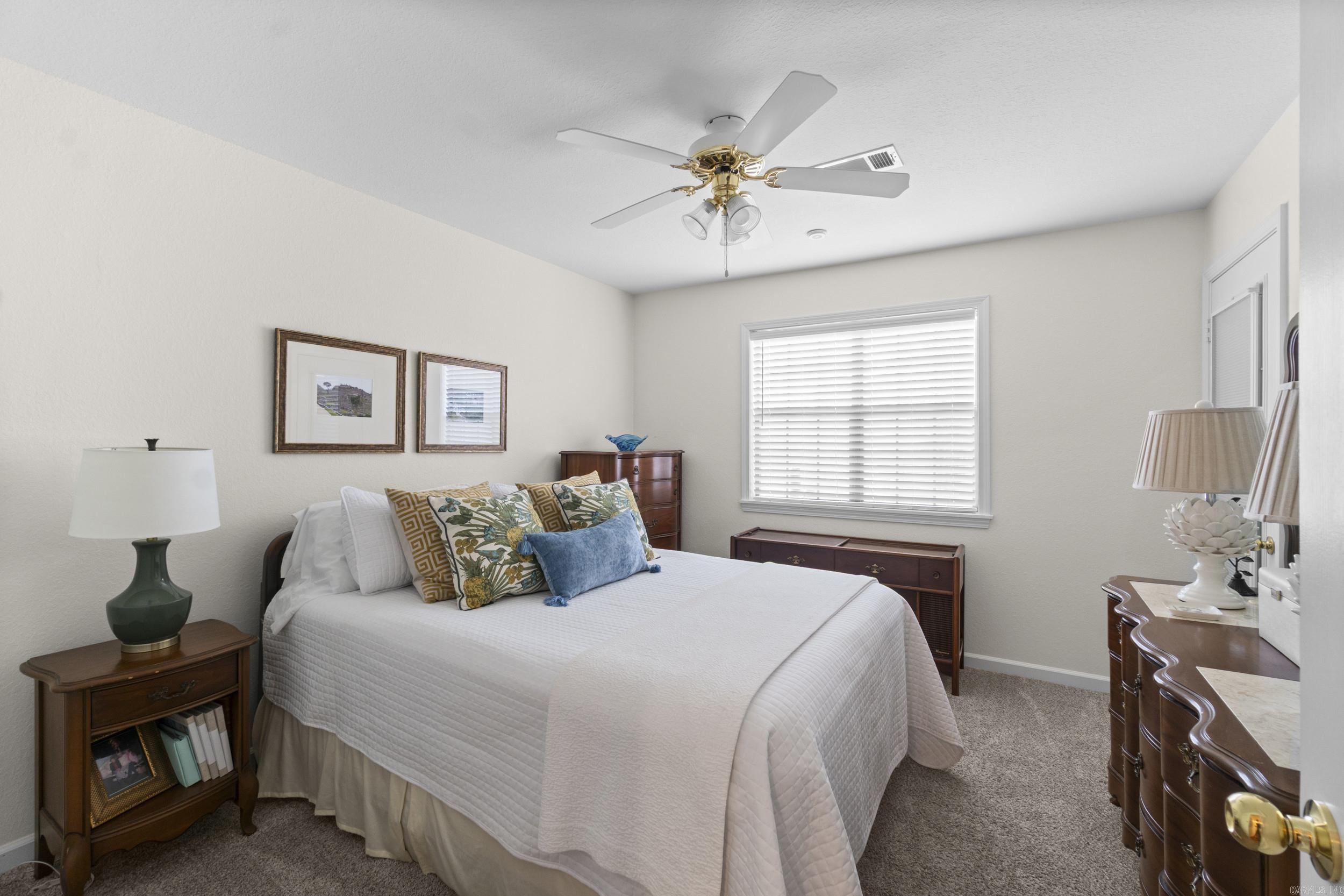 BELLE MEADE - Residential