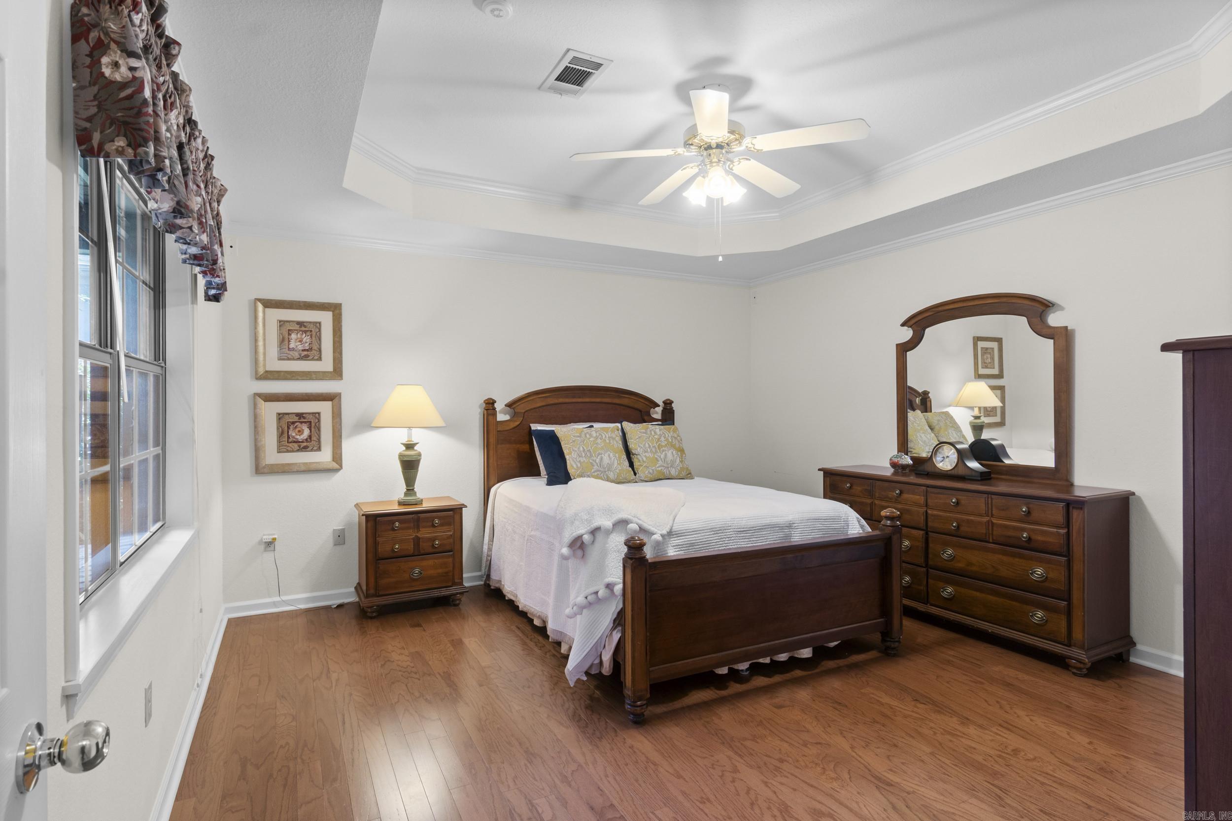 BELLE MEADE - Residential