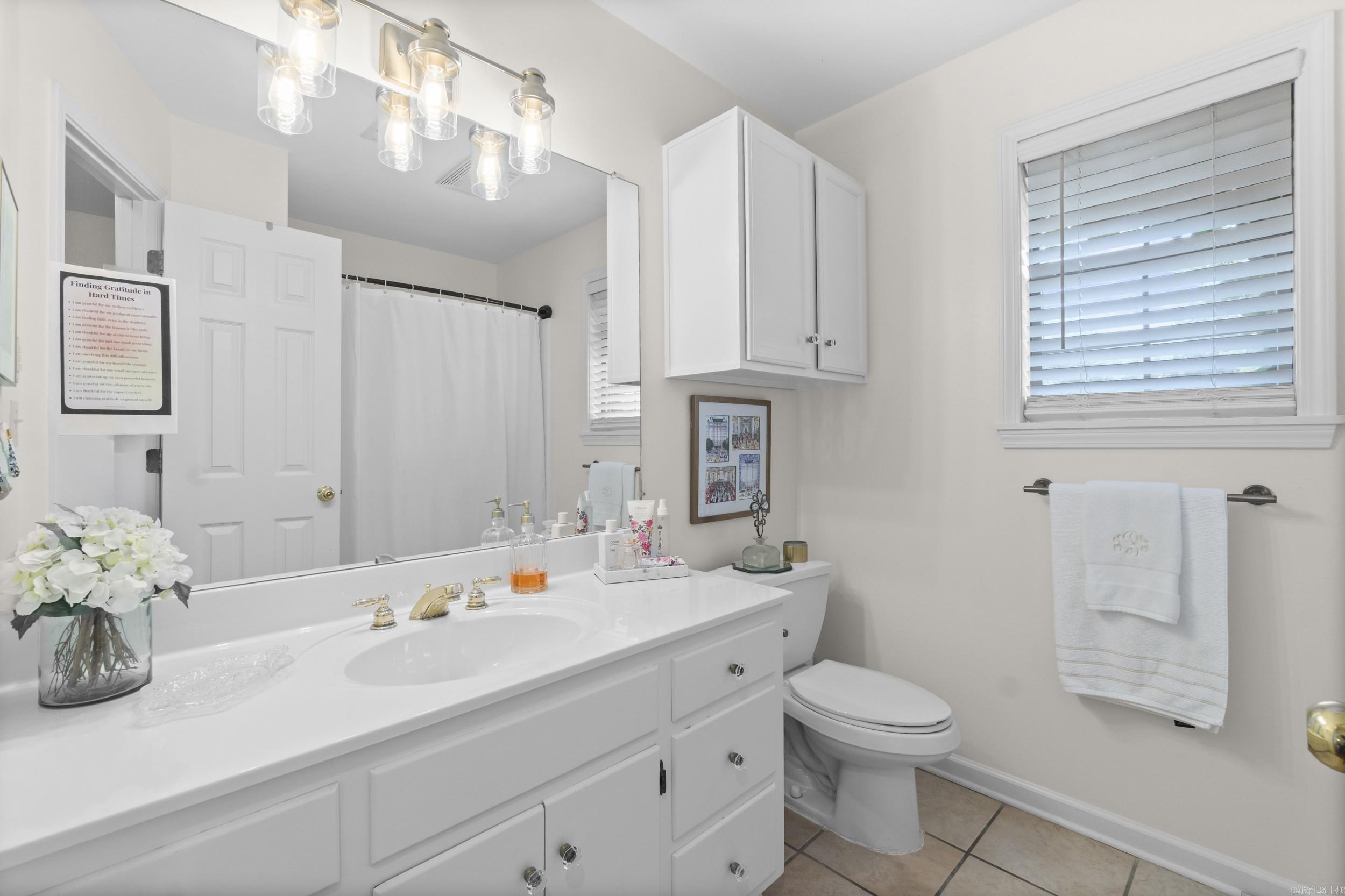 BELLE MEADE - Residential