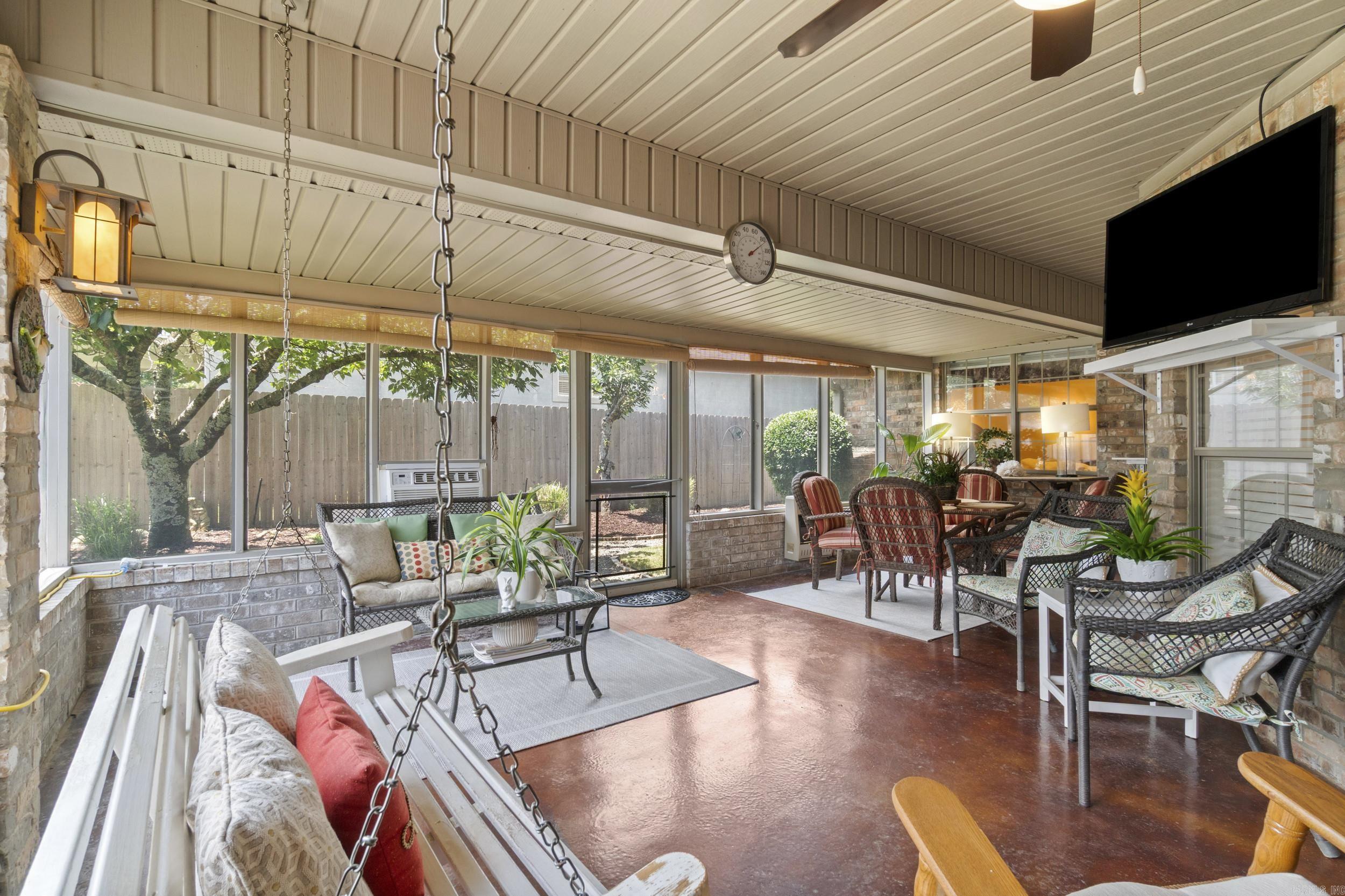 BELLE MEADE - Residential