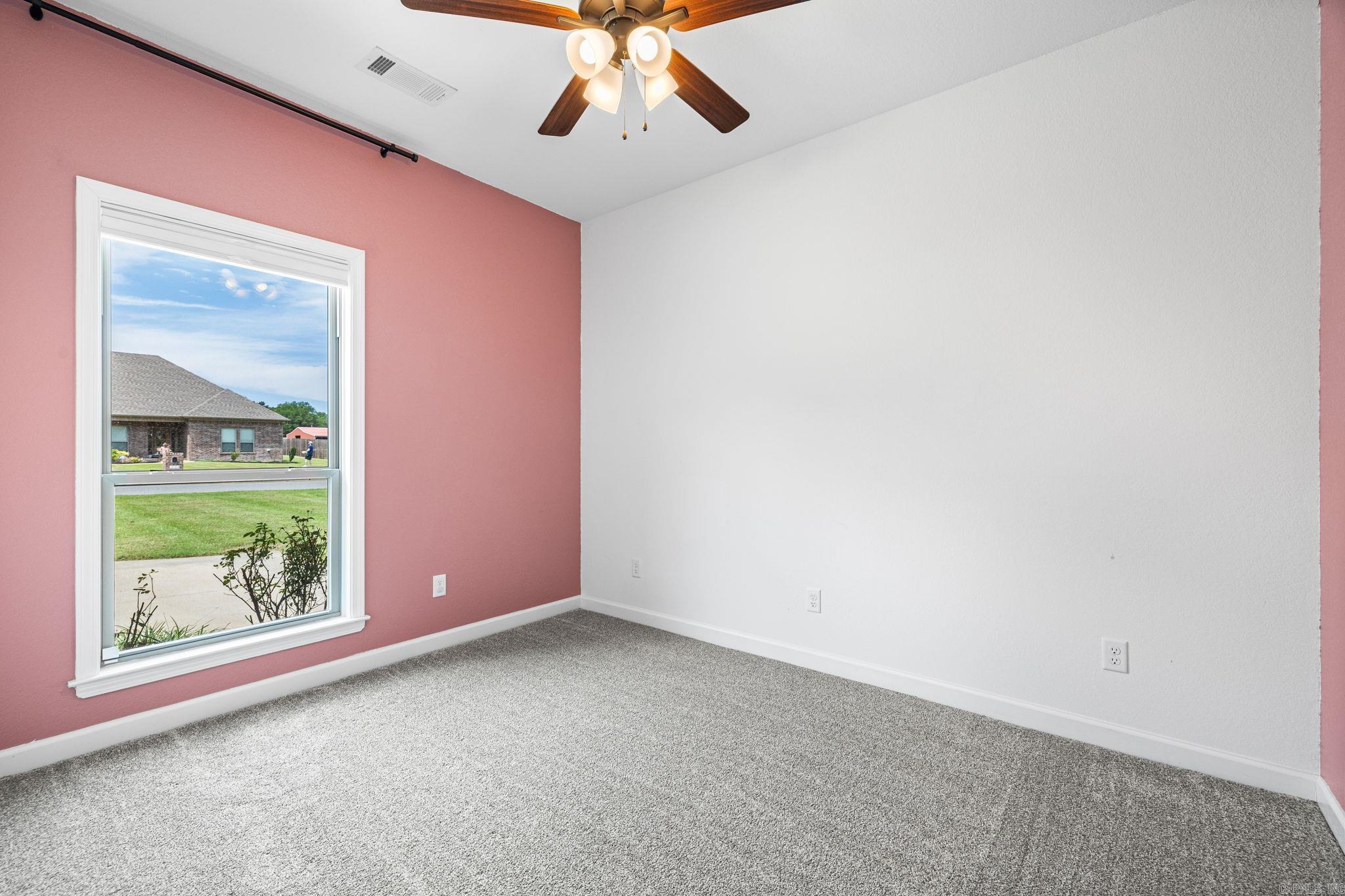 HIDDEN VALLEY ESTATES - Residential