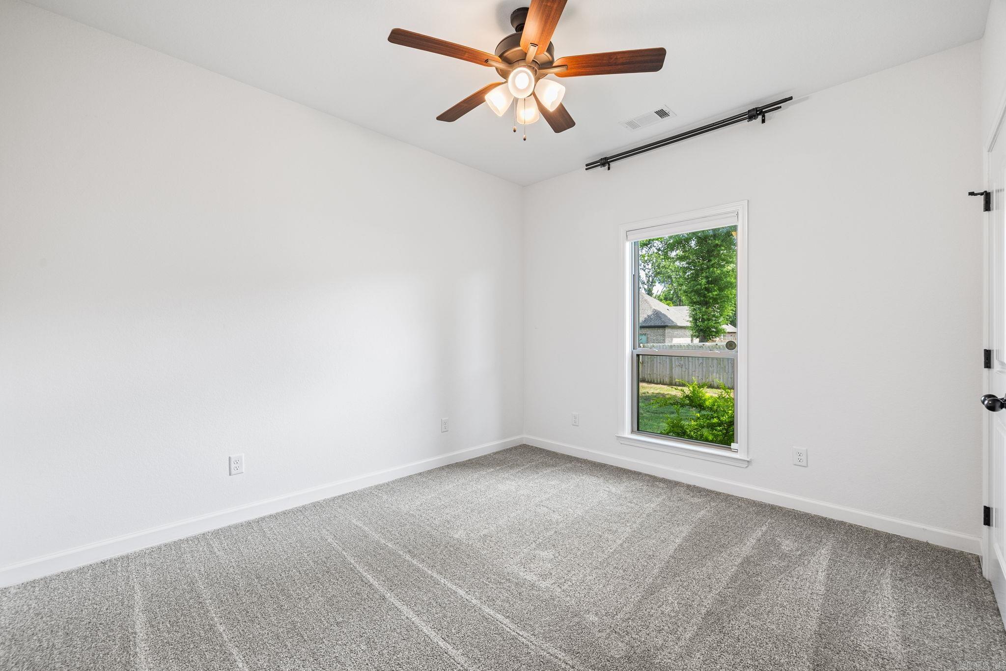 HIDDEN VALLEY ESTATES - Residential