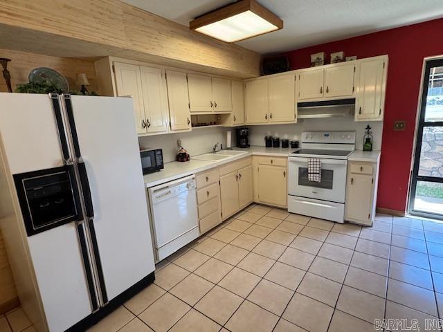 DISCOVERY BAY COLONY REG. - Residential
