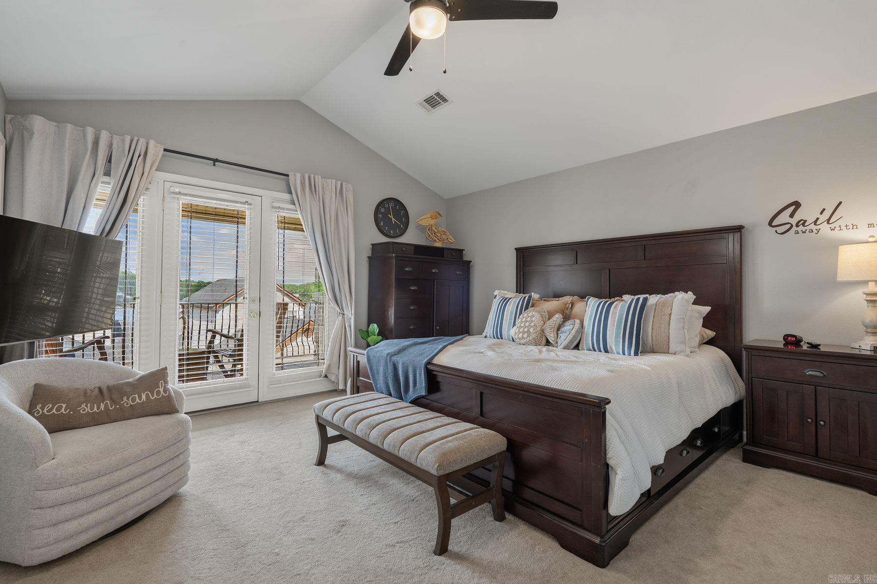 MAJESTIC LAKE VILLAGE TOWNHOMES - Residential
