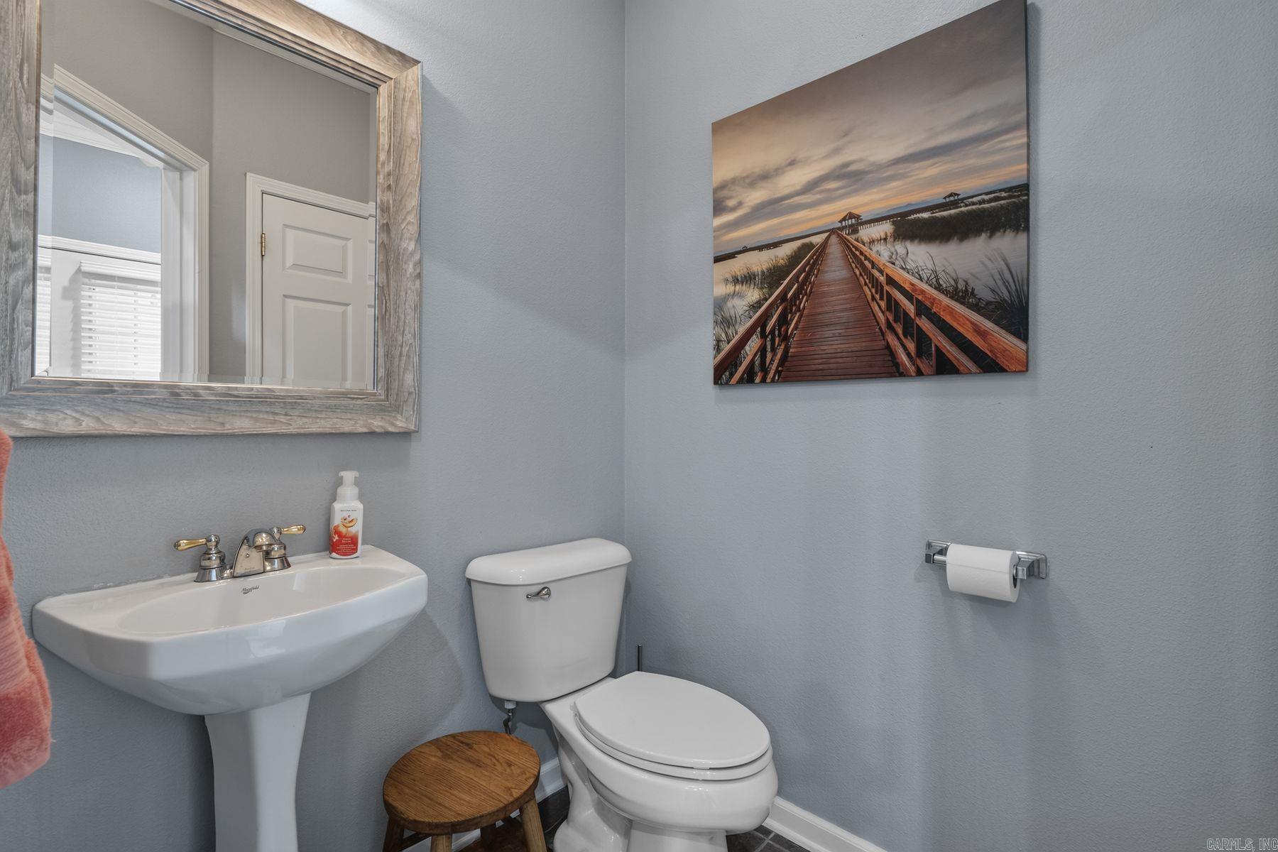 MAJESTIC LAKE VILLAGE TOWNHOMES - Residential