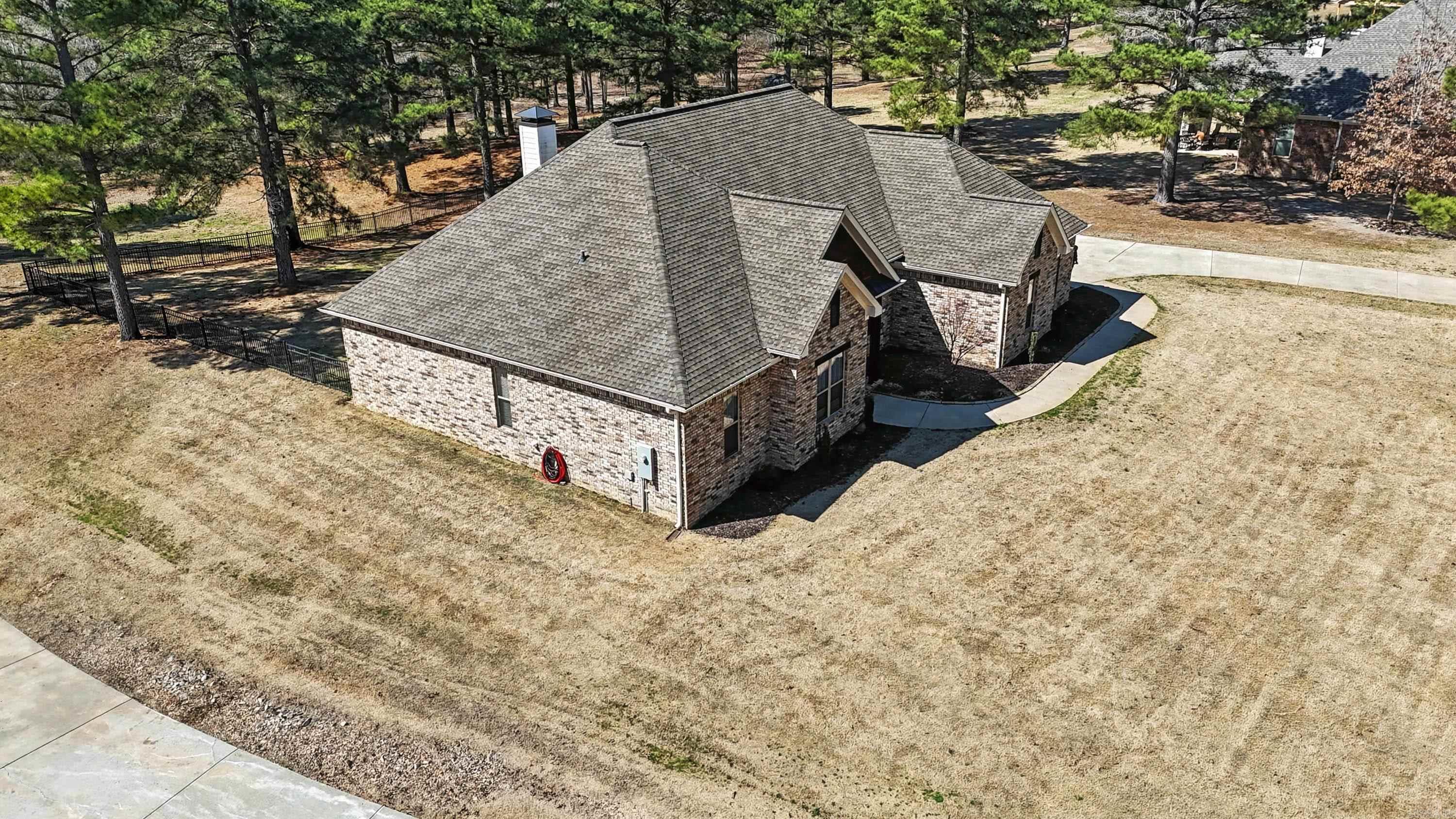 PLEASANT LAKE ESTATES - Residential