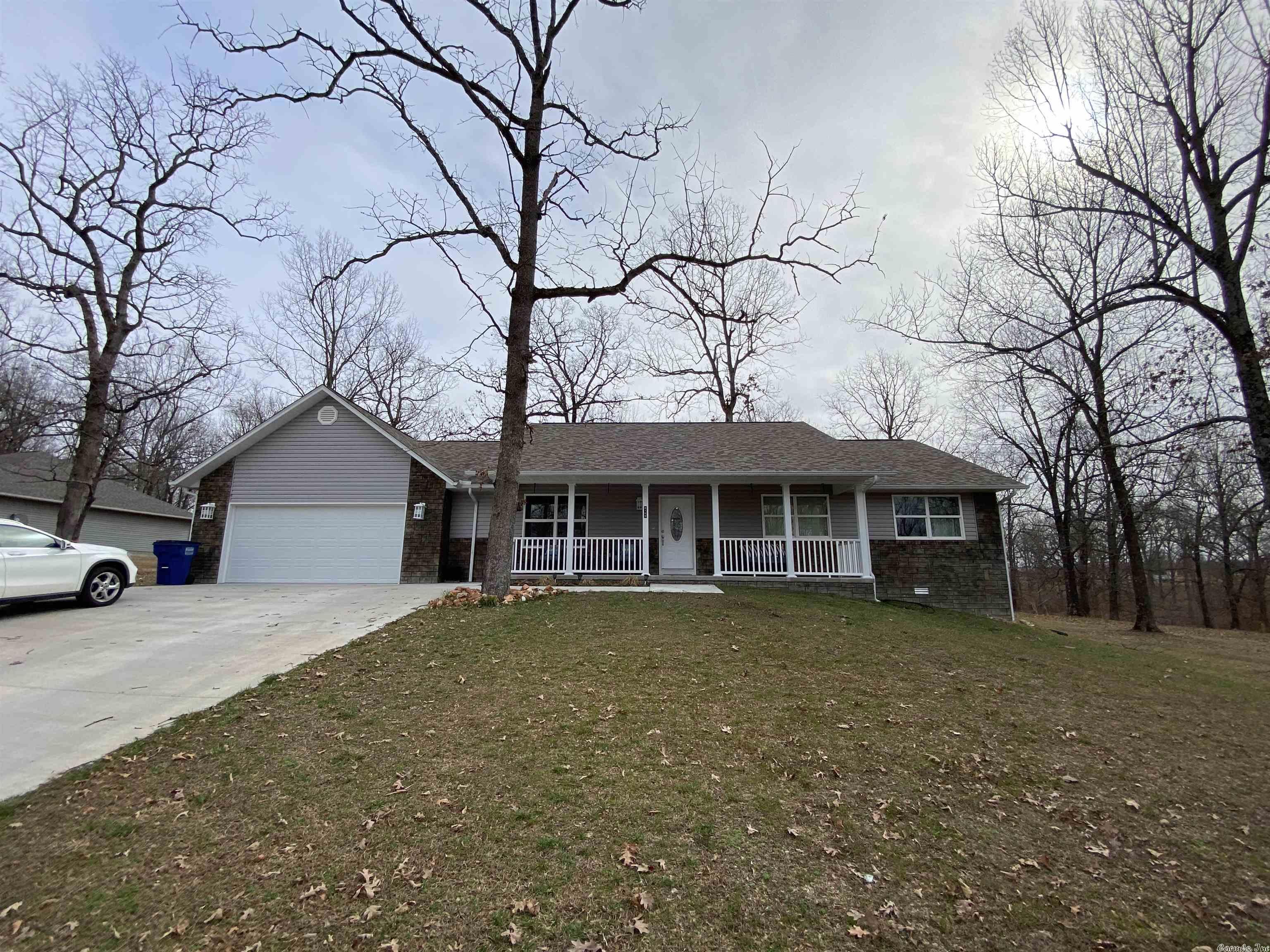 Beautiful three bedroom, two bath home on 1.26 ac m/l. Located out of town but close. Home has a open floor concept with a large kitchen island. Large room with tons of storage throughout the home. Large front and back yards. This home has tons of details just needs you!