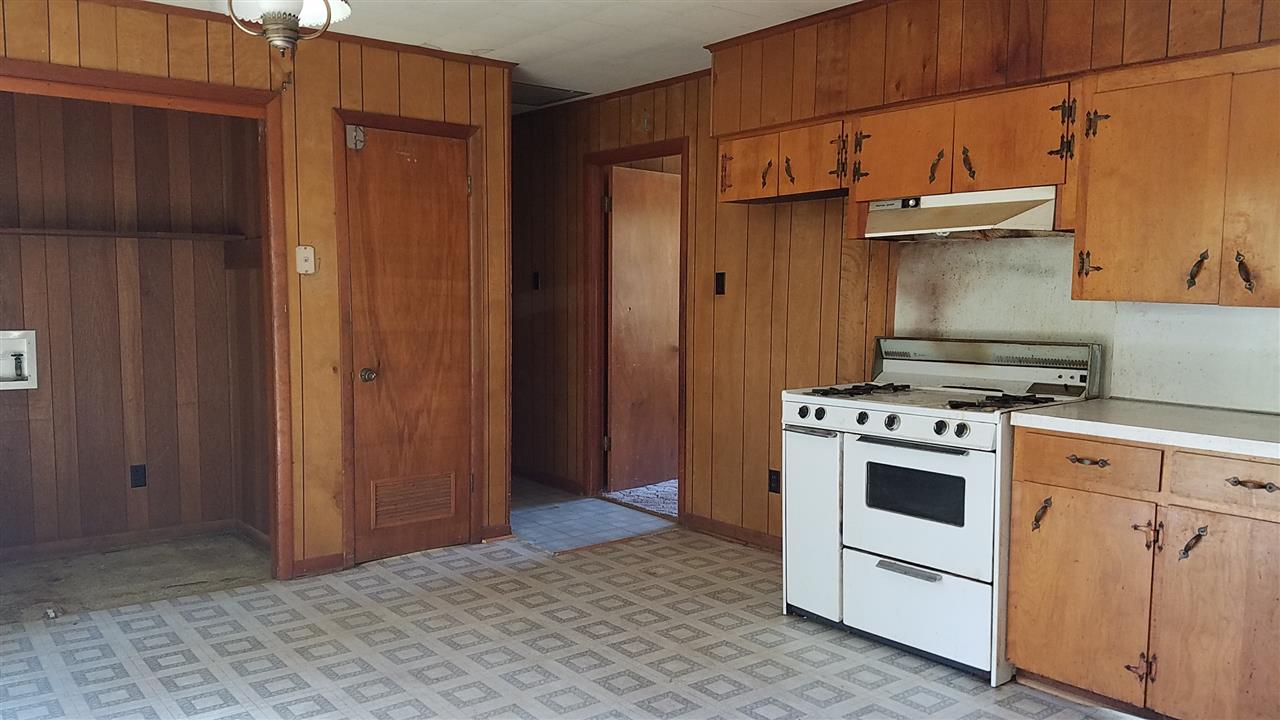 BIGELOW CITY ACREAGE - Residential
