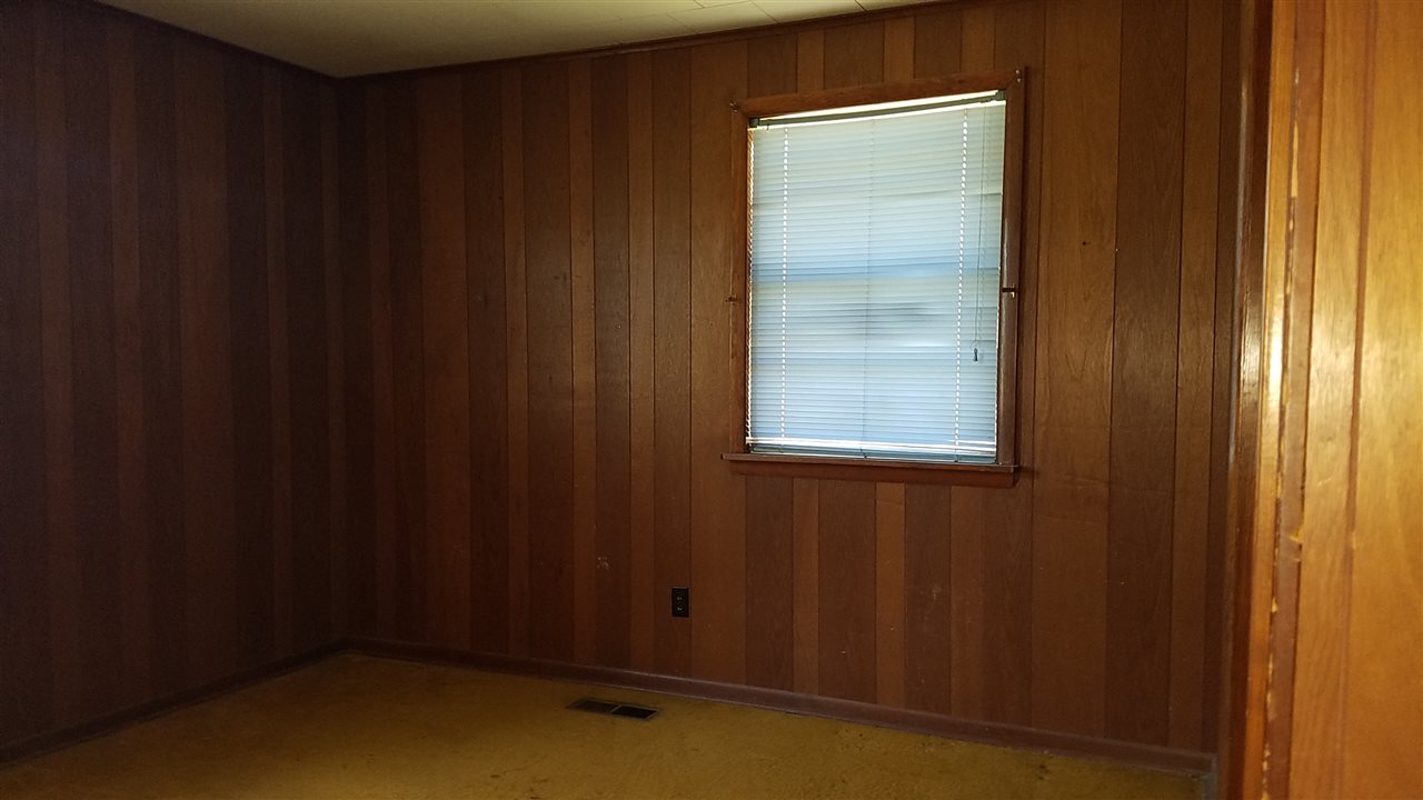 BIGELOW CITY ACREAGE - Residential