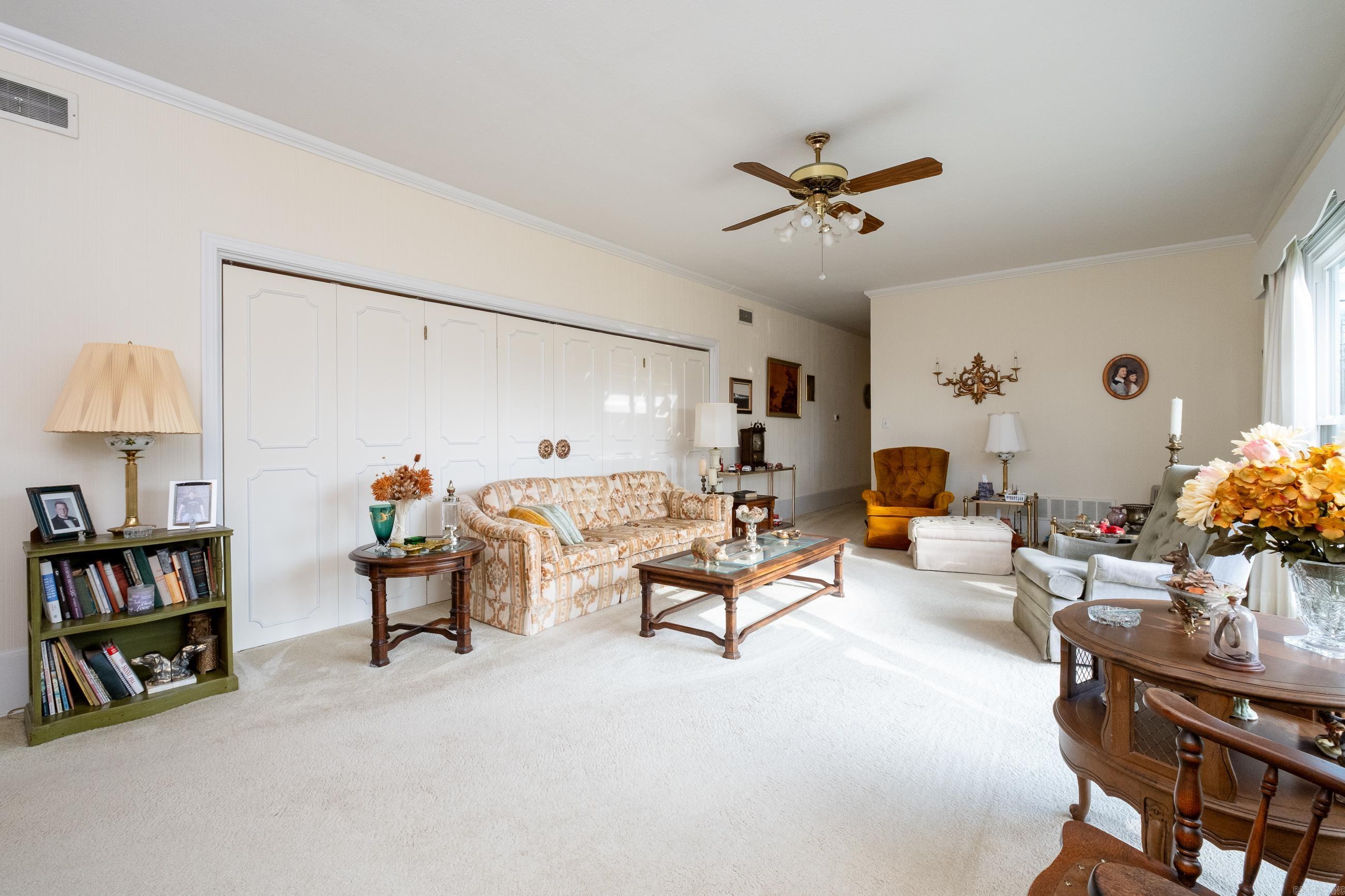 CITY ACREAGE C.C. - Residential