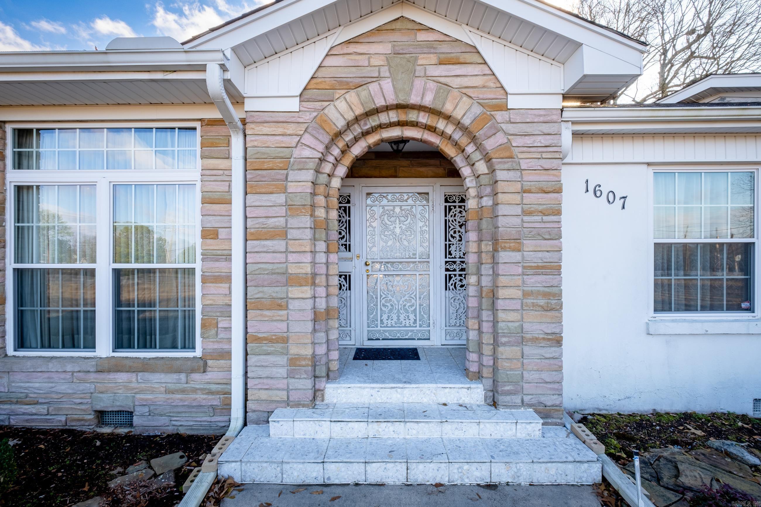 CITY ACREAGE C.C. - Residential