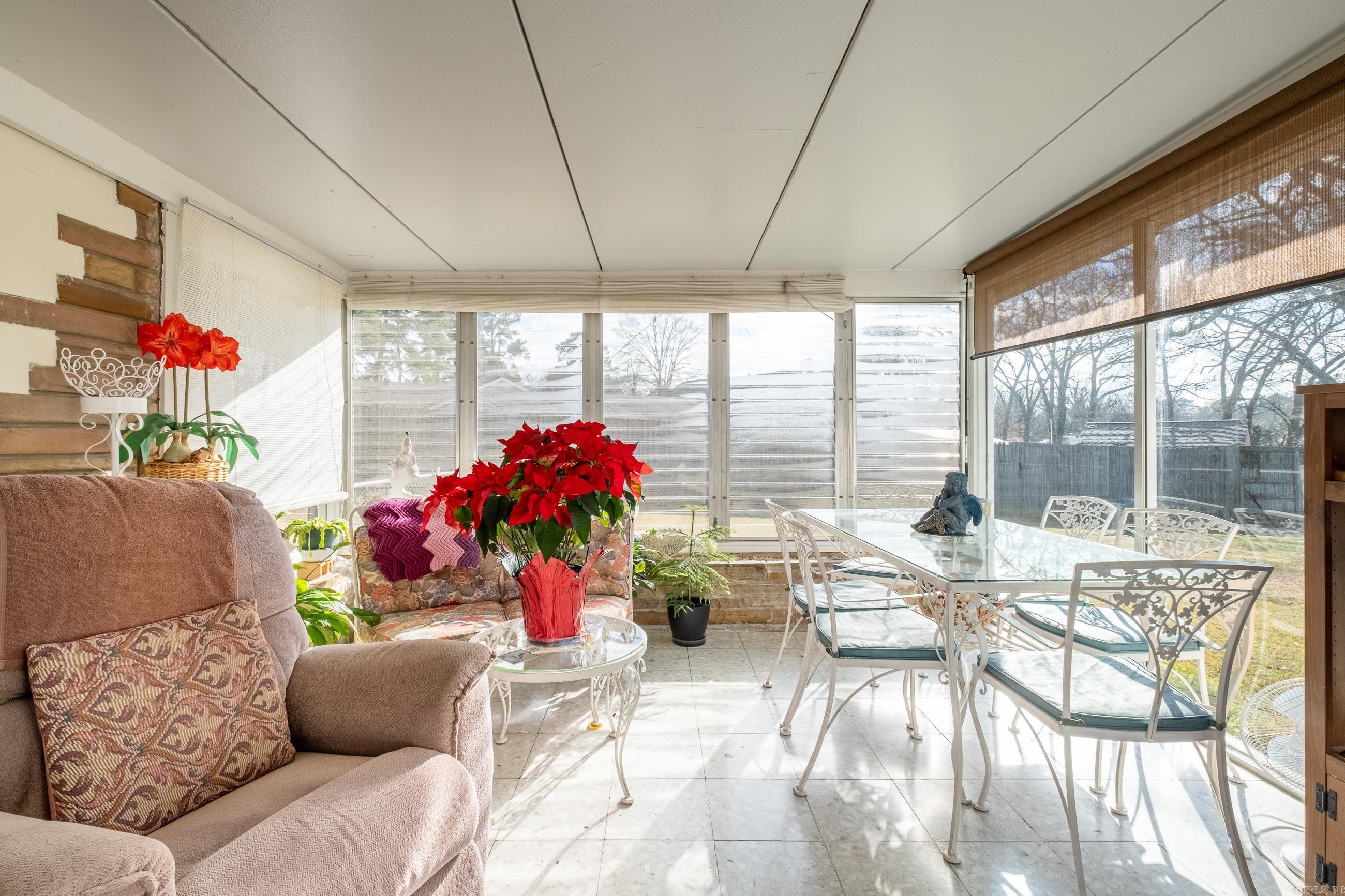 CITY ACREAGE C.C. - Residential