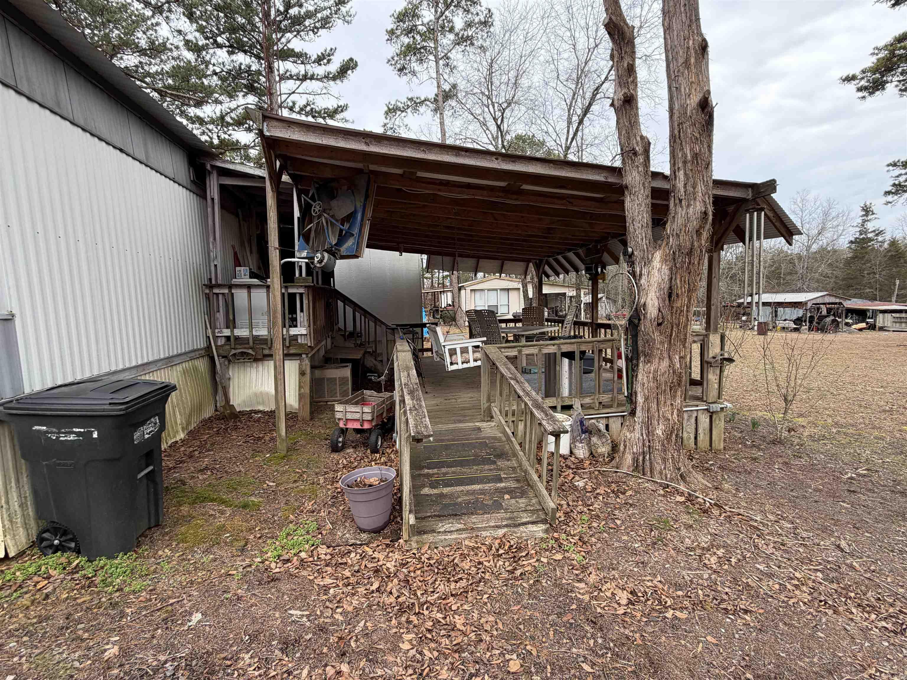 CEDAR FALLS - Residential