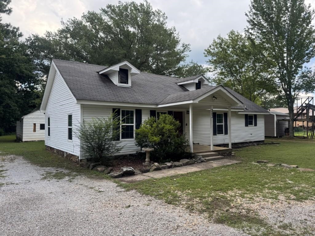 Affordable Home in the City Limits of Mountain View, AR! Conveniently located near public schools, this older 3 bedroom, 1 bath home offers 1,176 sq. ft. of living space and plenty of potential. Enjoy relaxing on the small front and back porches, perfect for morning coffee or evening unwinding. The large backyard features a spacious storm shelter for peace of mind, plus a storage building for tools, hobbies, or extra storage needs. Situated inside the city limits with room to enjoy outdoor living, this property is ideal for first-time buyers, investors, or anyone looking for an affordable home close to town conveniences. Priced at just $139,000 — don’t miss this opportunity!