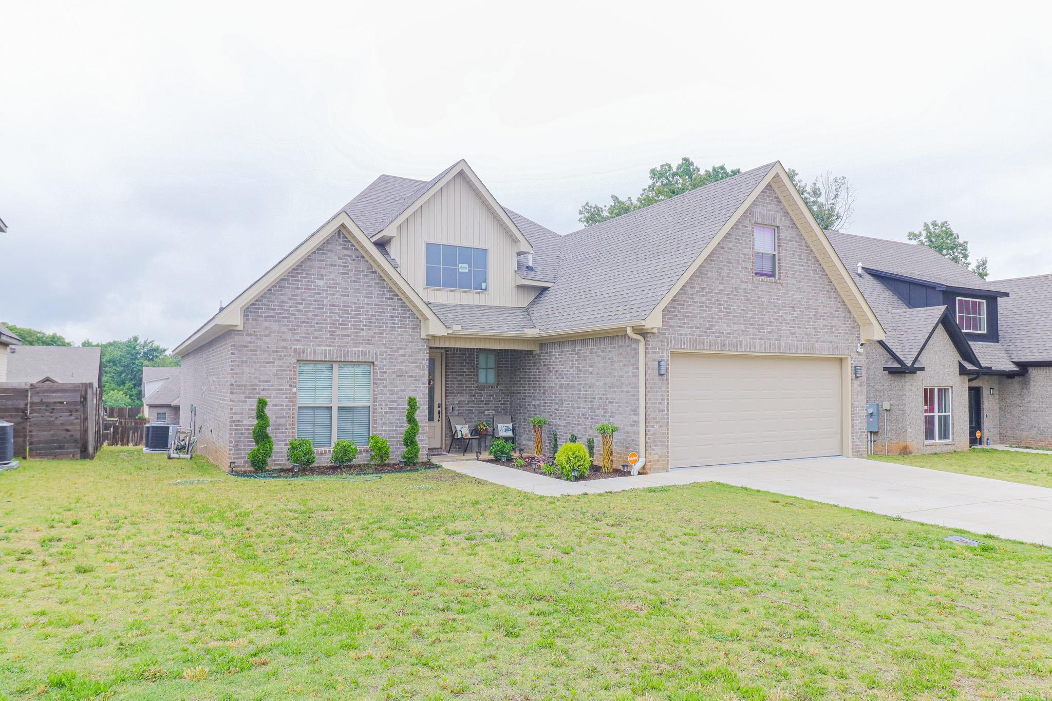 PROSPECT VILLAGE - Residential