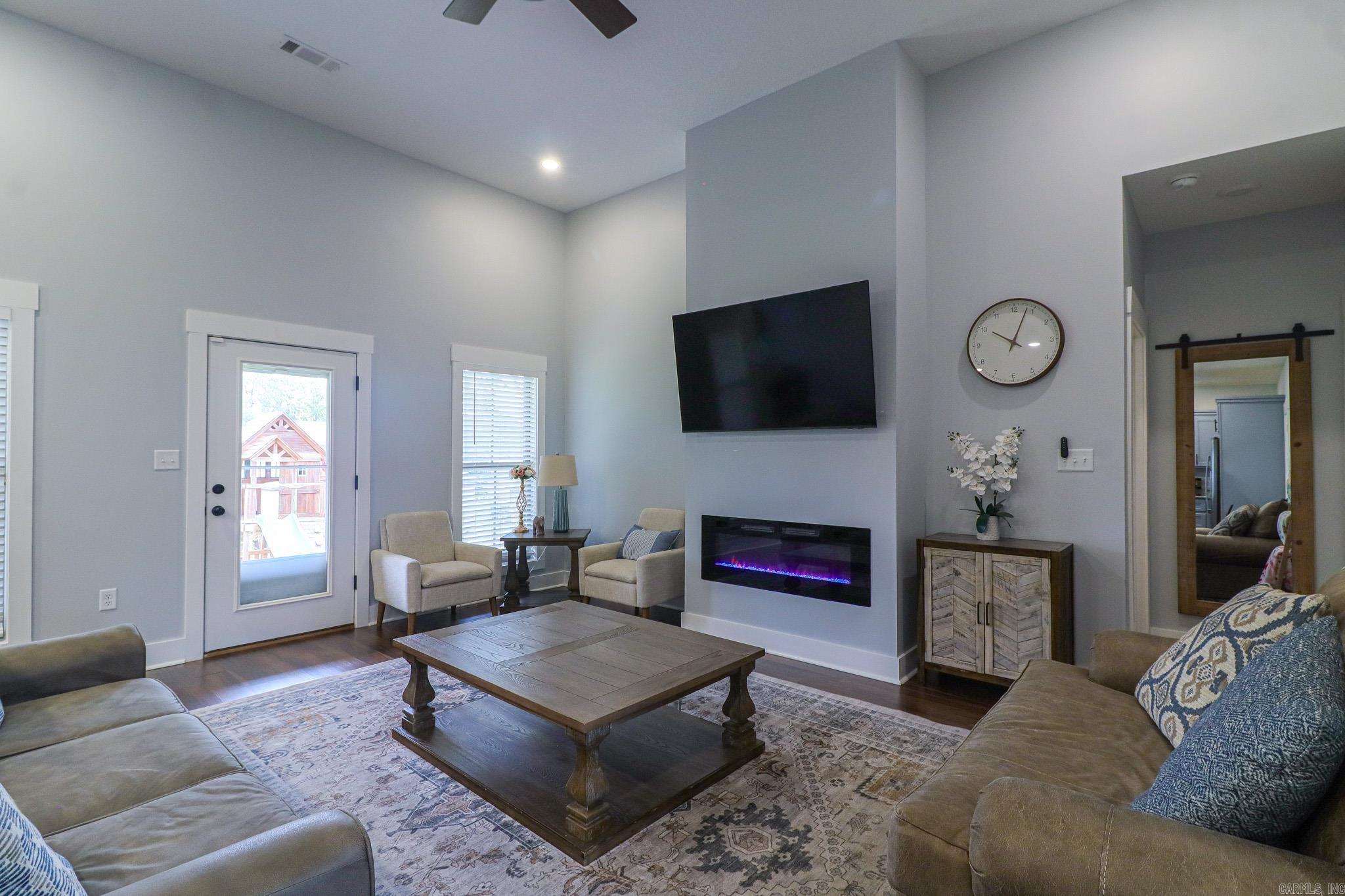 PROSPECT VILLAGE - Residential