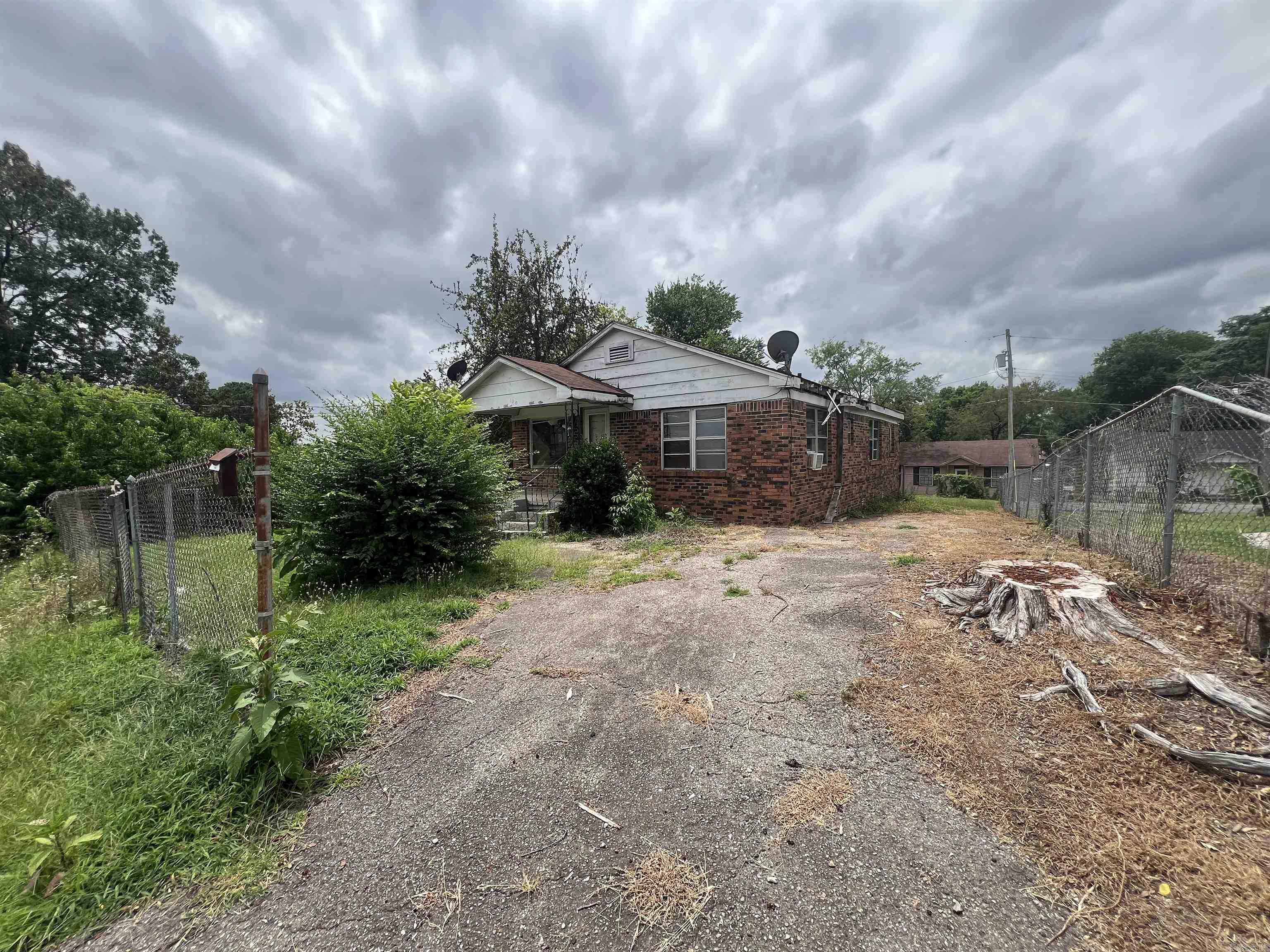 Smith James - Residential