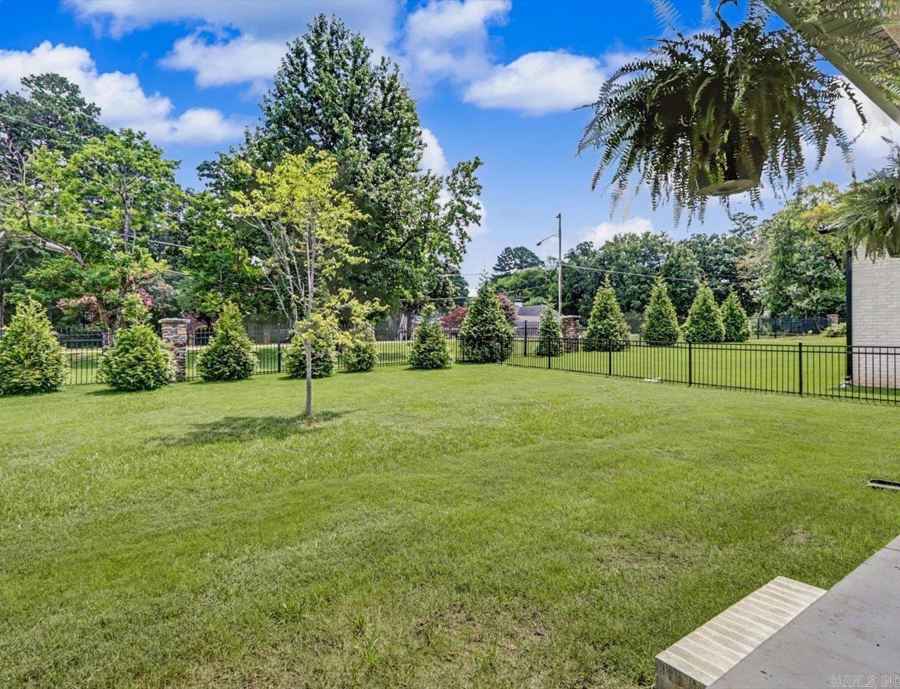 ARLINGTON PARK - Residential