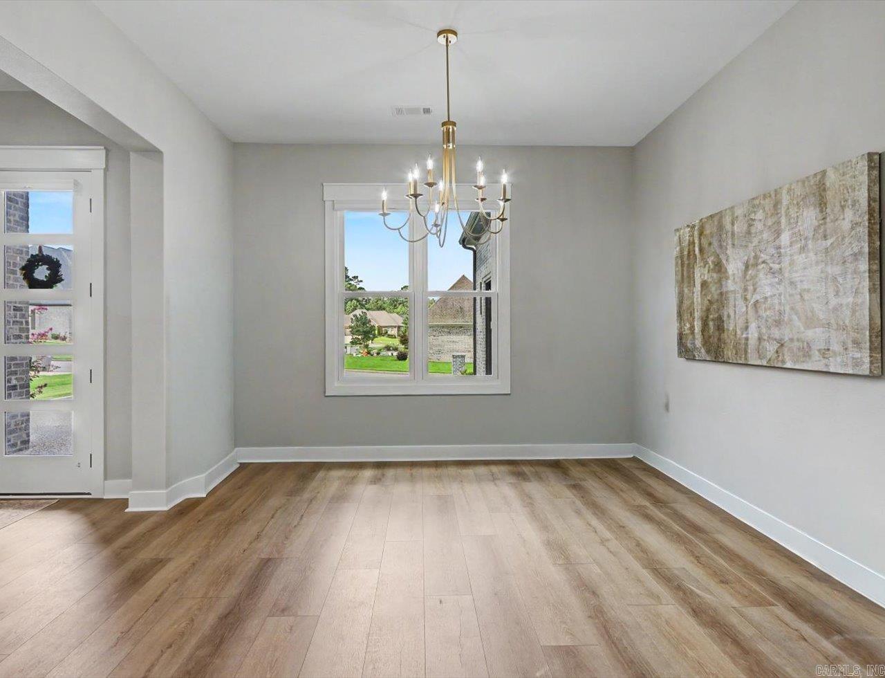ARLINGTON PARK - Residential