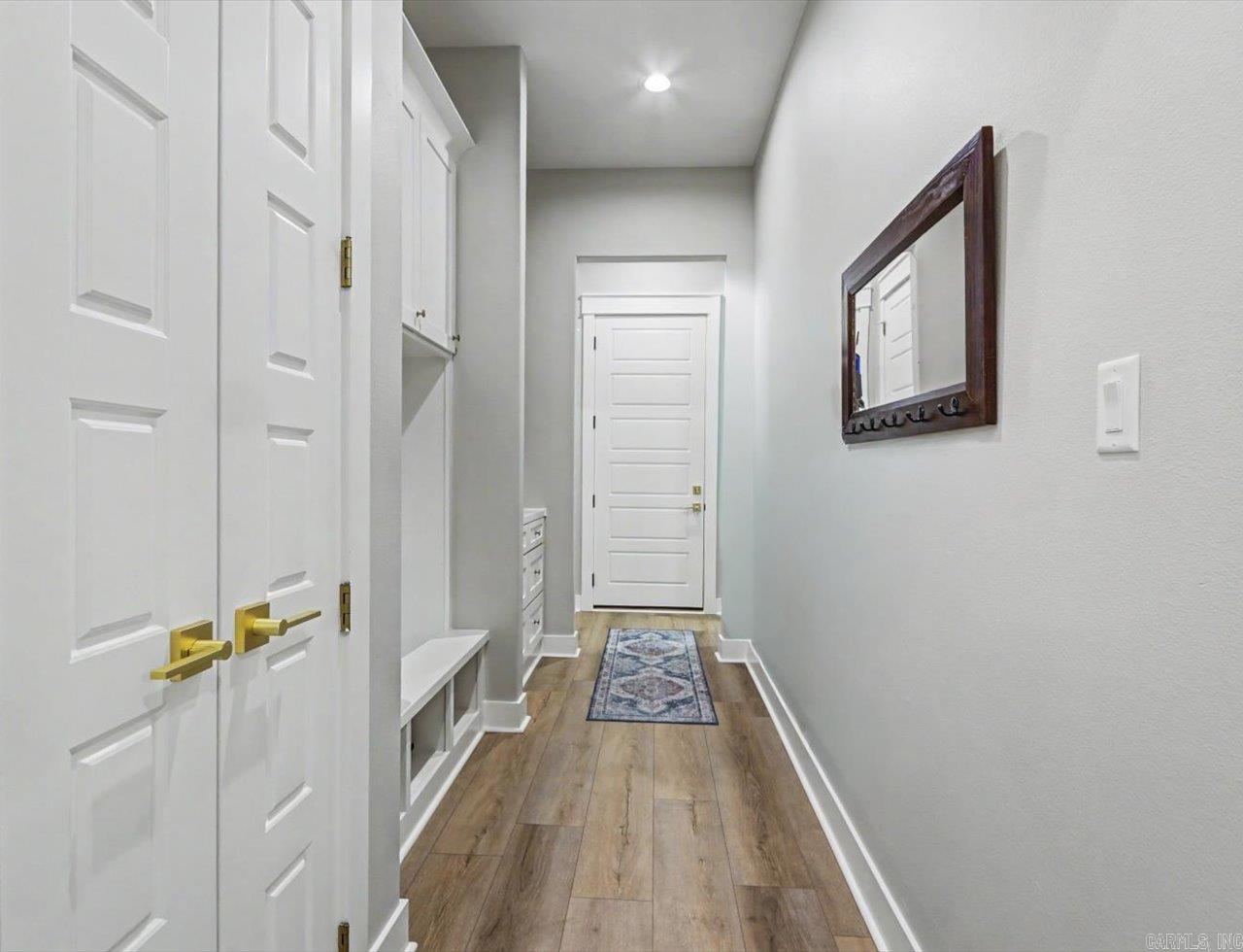 ARLINGTON PARK - Residential