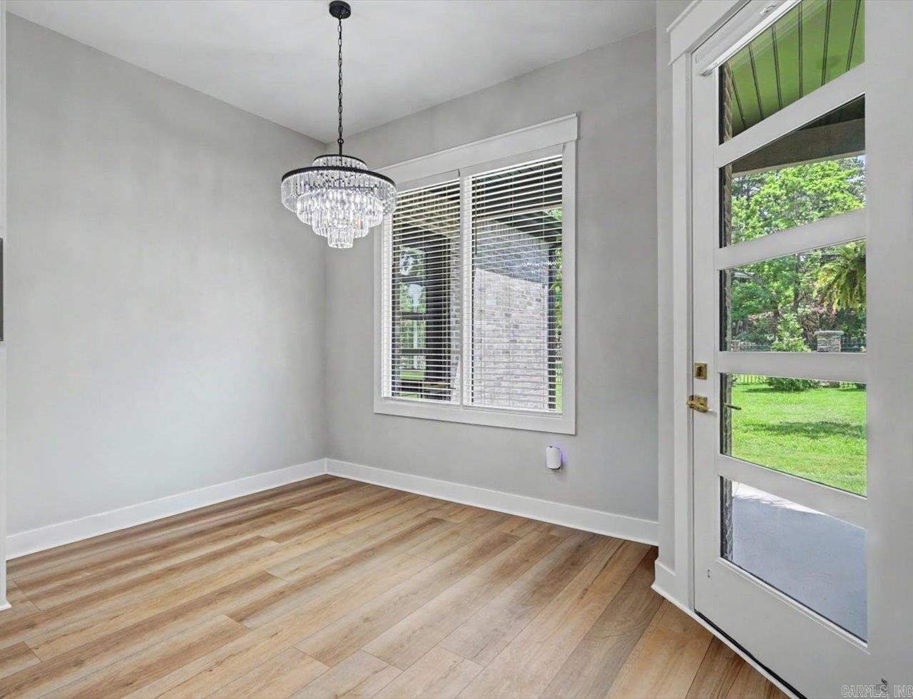 ARLINGTON PARK - Residential