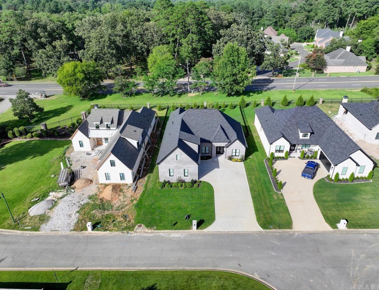 ARLINGTON PARK - Residential