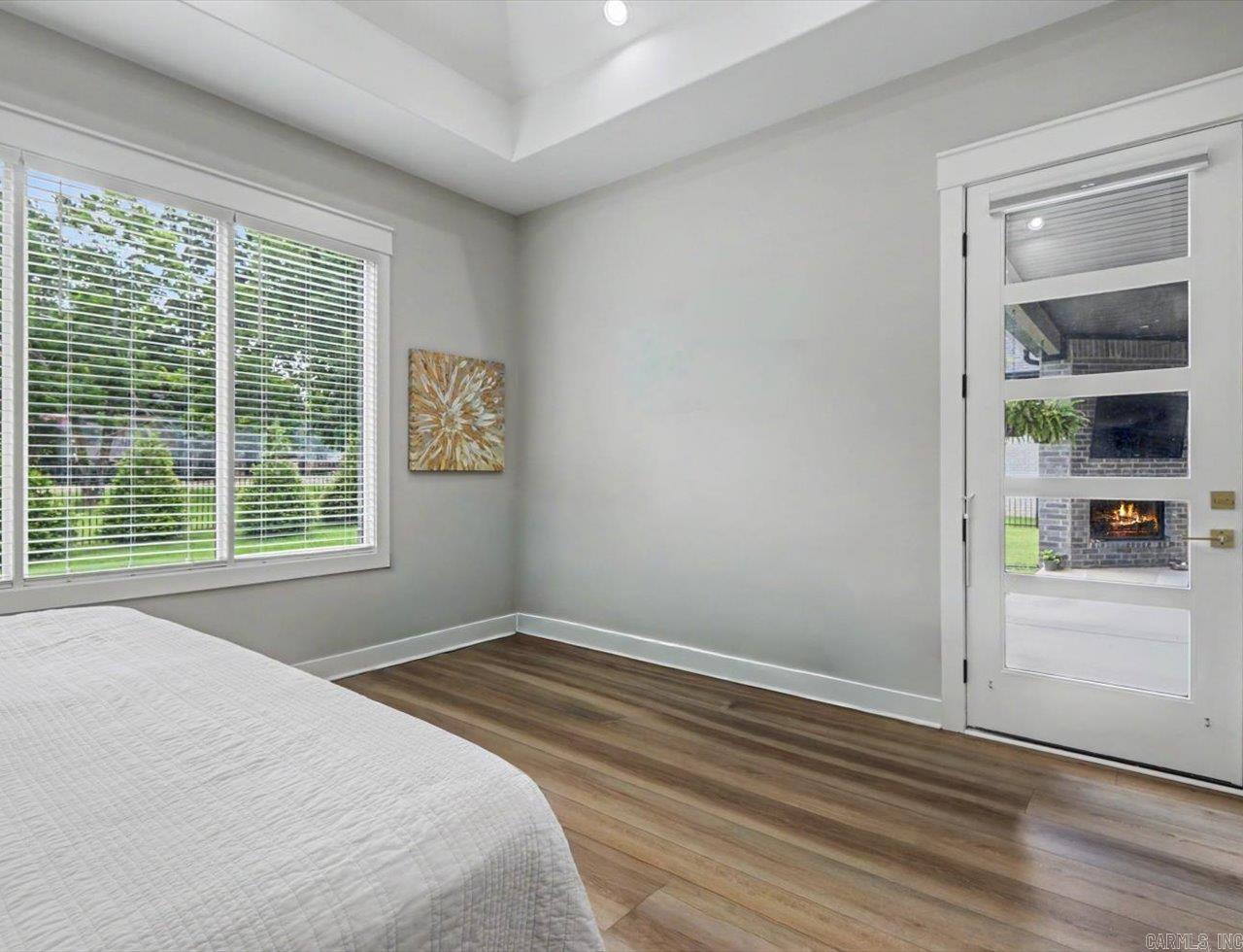 ARLINGTON PARK - Residential
