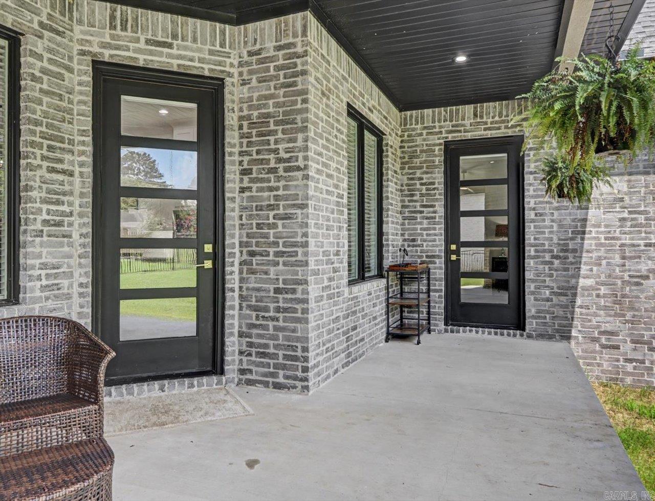 ARLINGTON PARK - Residential