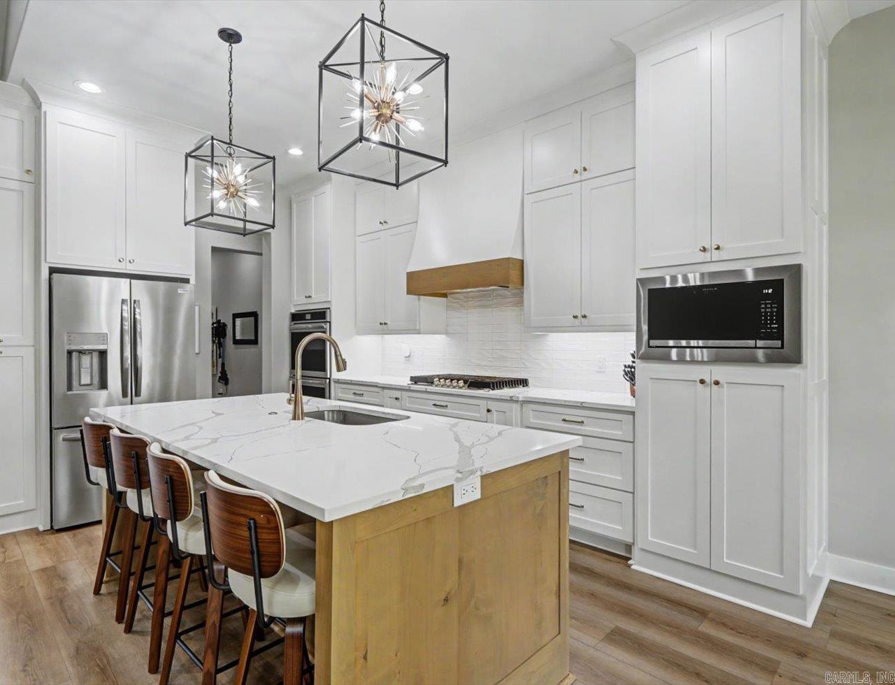 ARLINGTON PARK - Residential