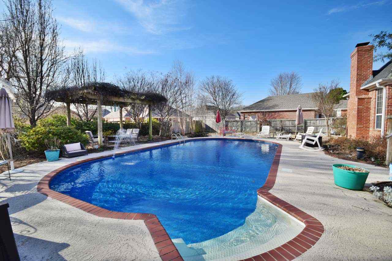 Pine Creek - Residential