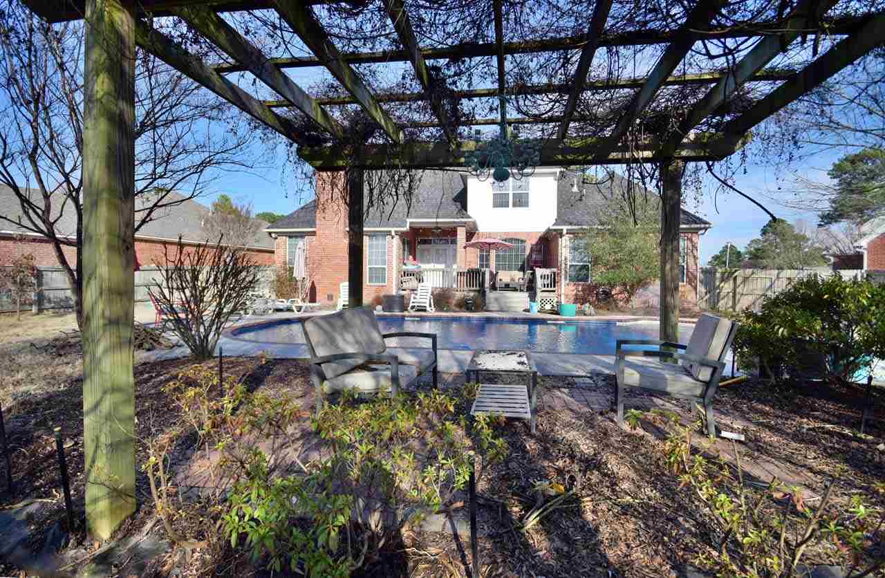 Pine Creek - Residential