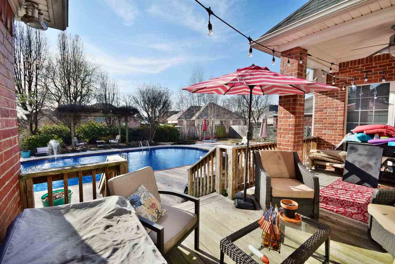Pine Creek - Residential
