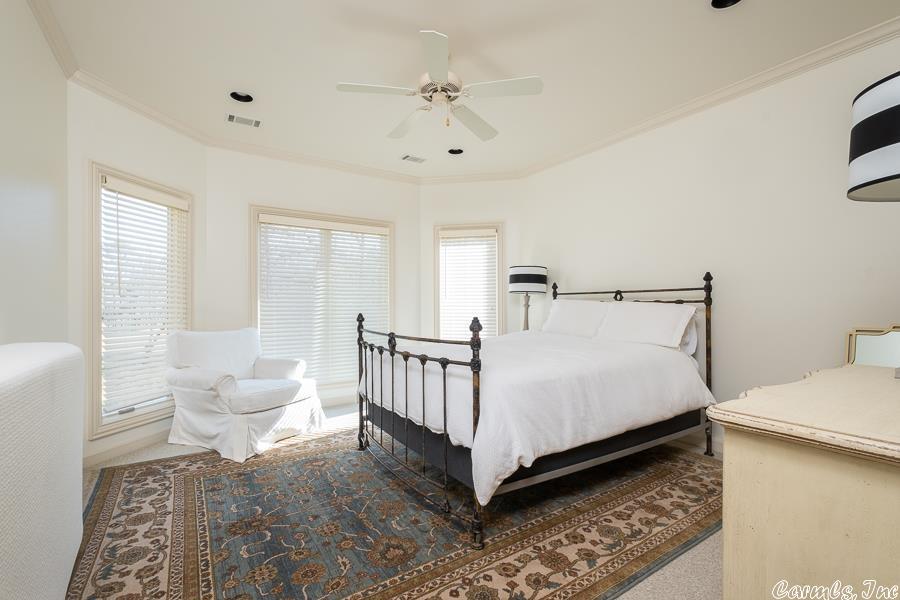 CHENAL VALLEY BRETAGNE CIRCLE - Residential
