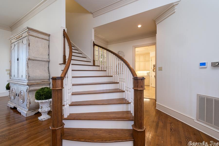 CHENAL VALLEY BRETAGNE CIRCLE - Residential