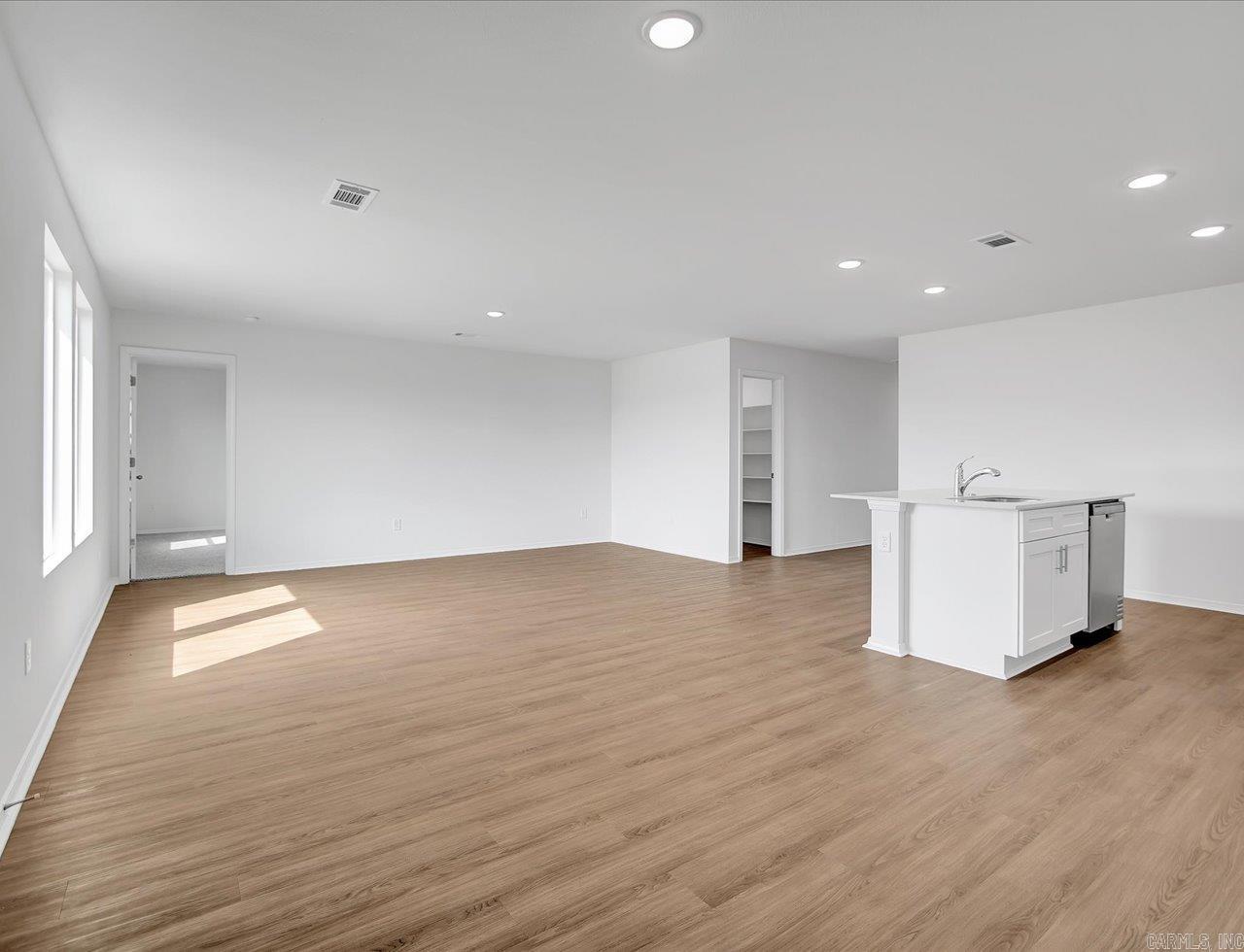 CRESCENT GROVE PHASE 1 - Residential
