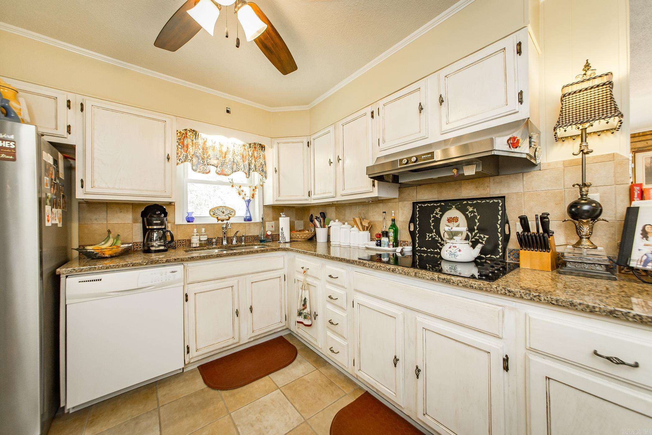 INTERLOCHEN ESTATES - LAKE - Residential