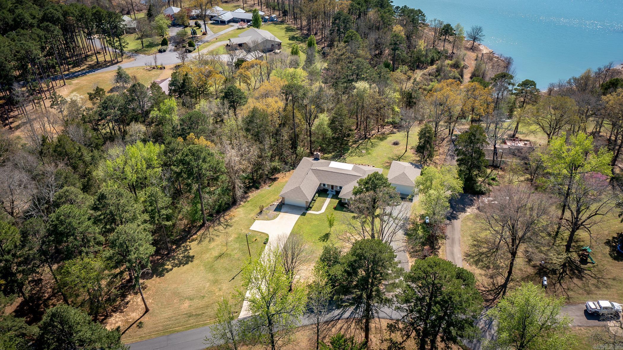 INTERLOCHEN ESTATES - LAKE - Residential