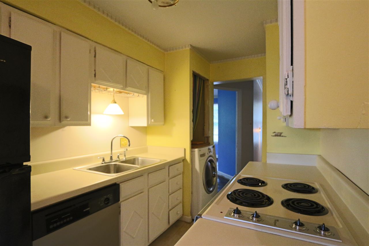 KAVANAUGH PLACE COND - Residential