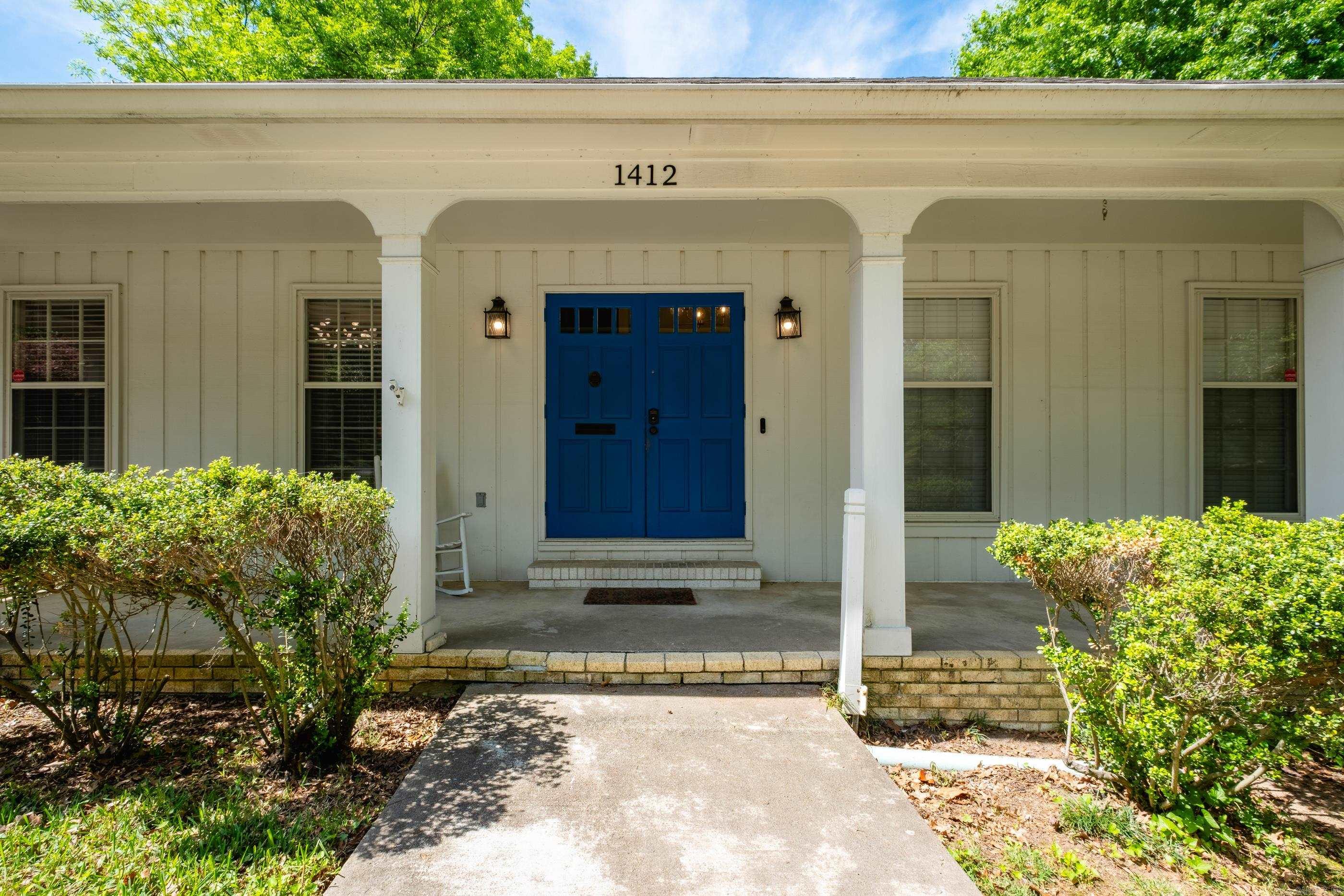 HALL COVE - Residential
