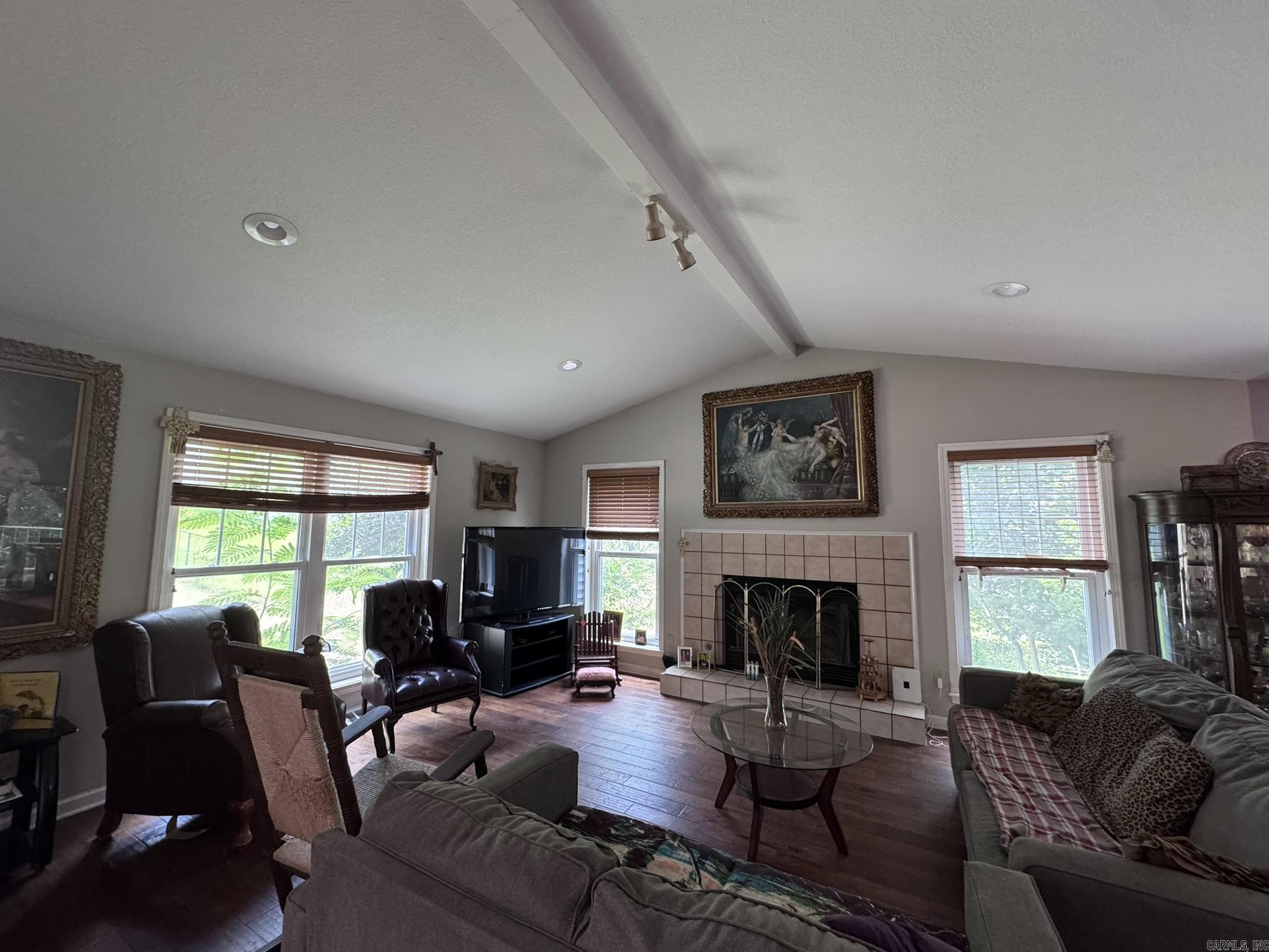 LAKESHORE HARBOR - Residential